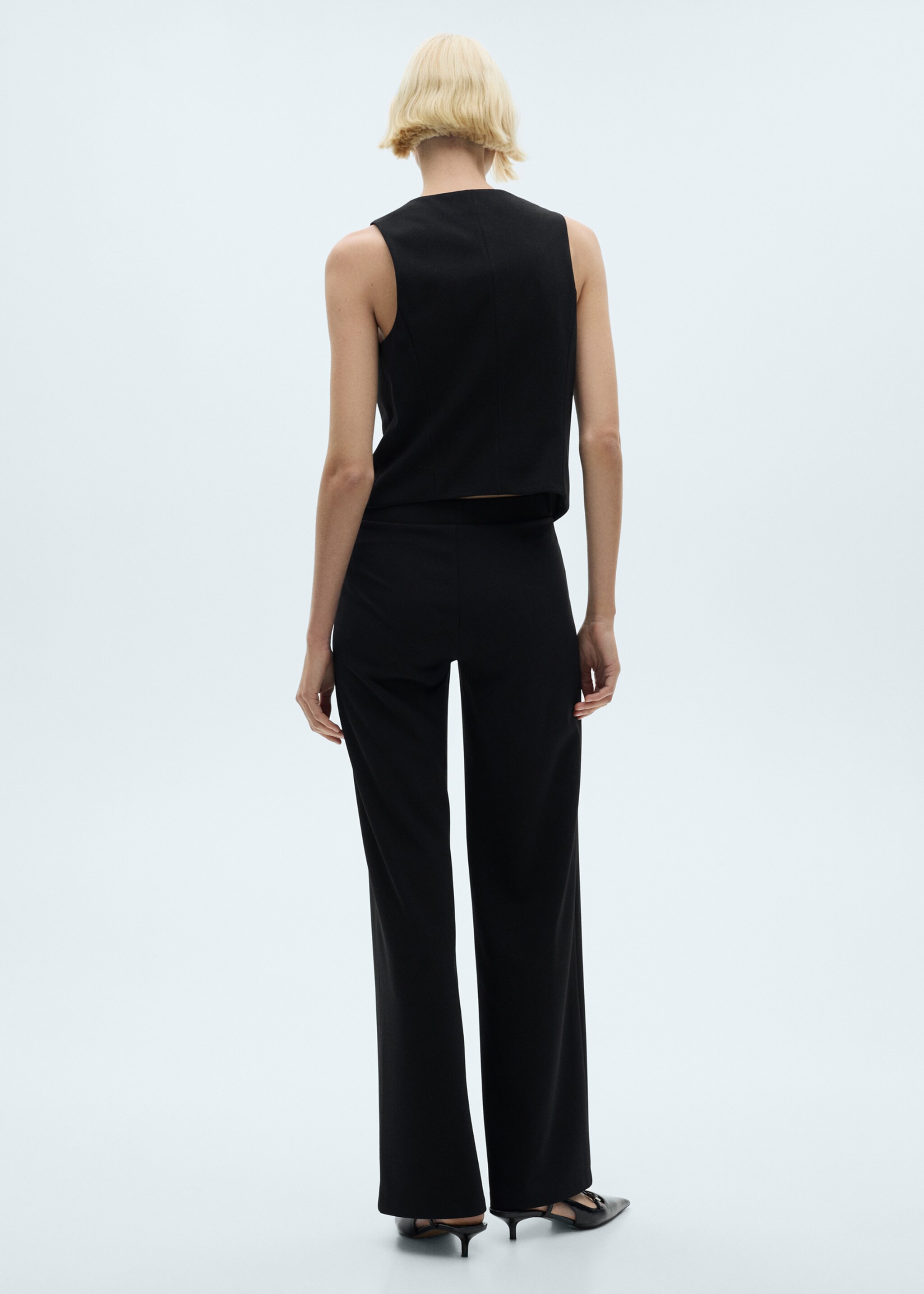 Straight knitted trousers - Reverse of the article