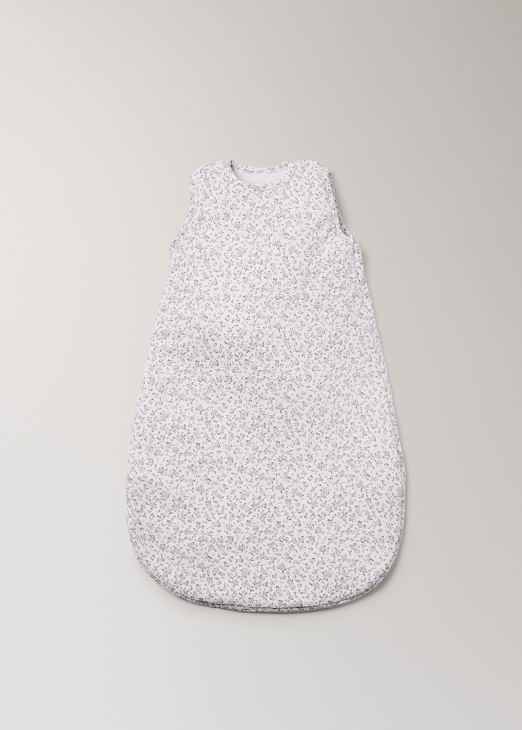 Baby sleeping bag with mini-flower print