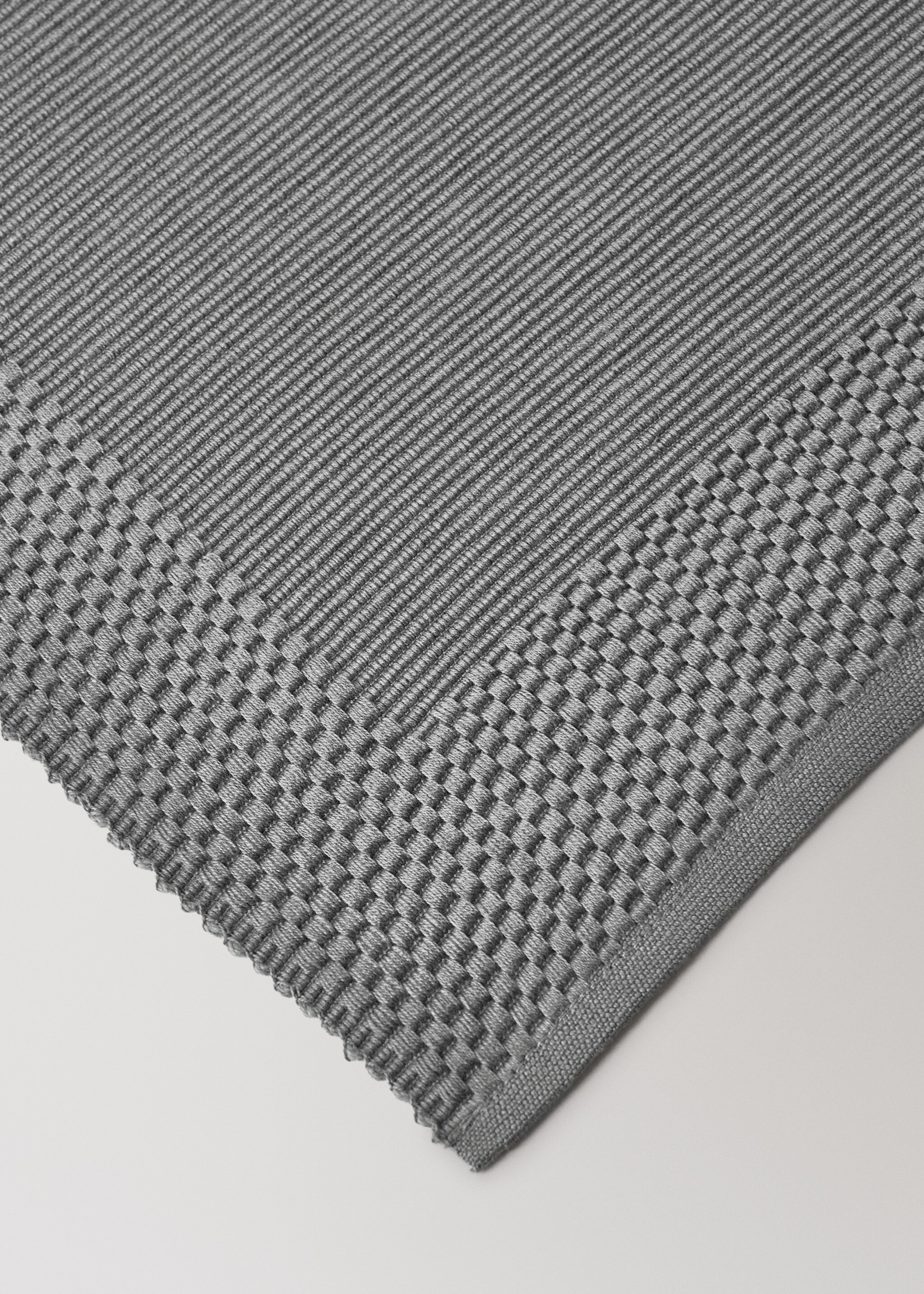 Bavlněné prostírání s geometrickým vzorem - Detail zboží 1, Světle/pastelově šedá. Ref: 87073314-00.