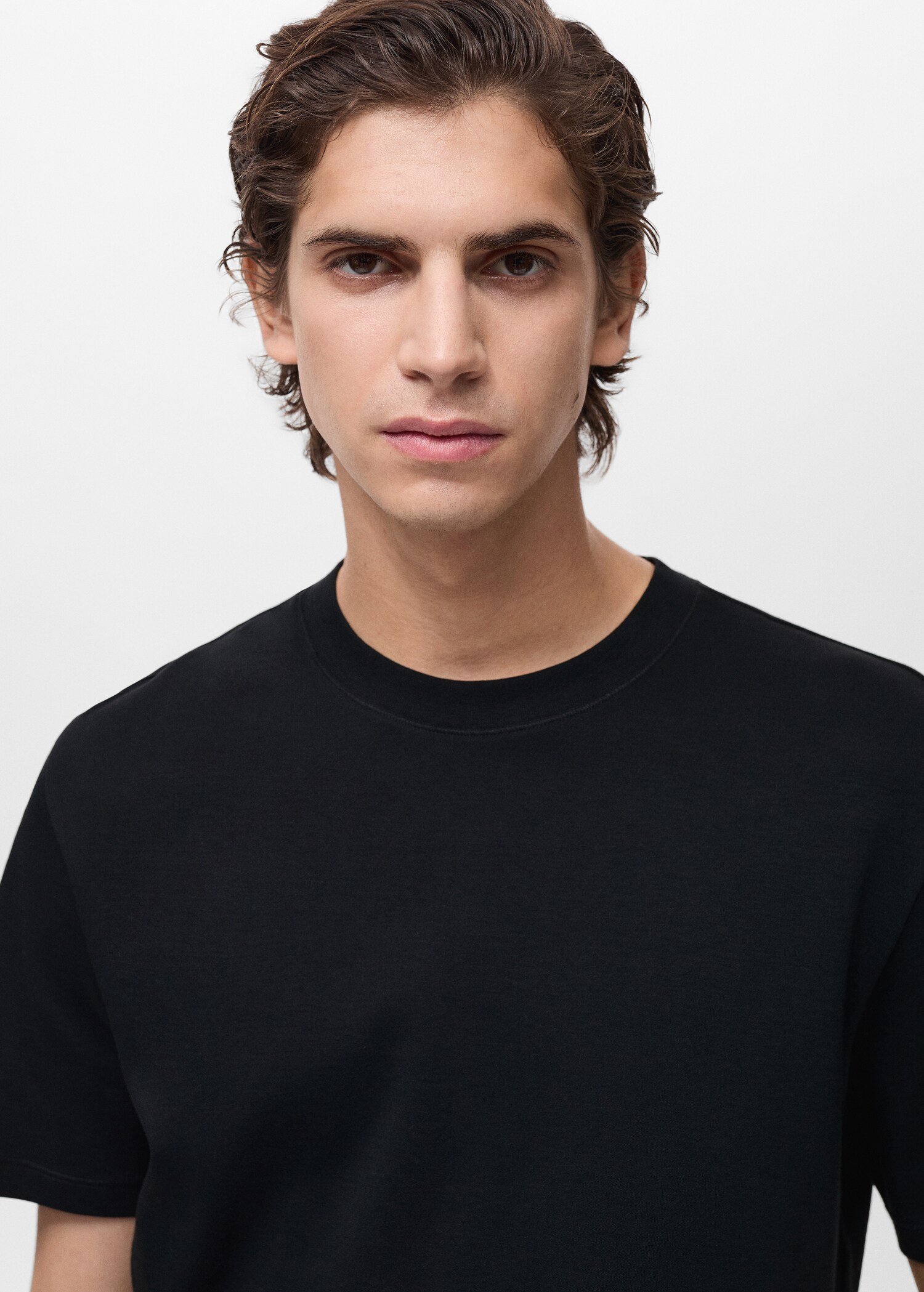 Medium weight regular fit T-shirt - Details of the article 1