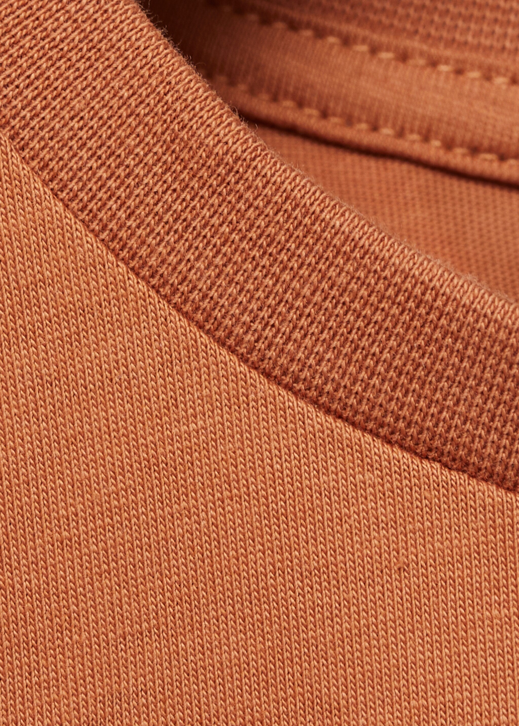 T-shirt with print drawing - Details of the article 0