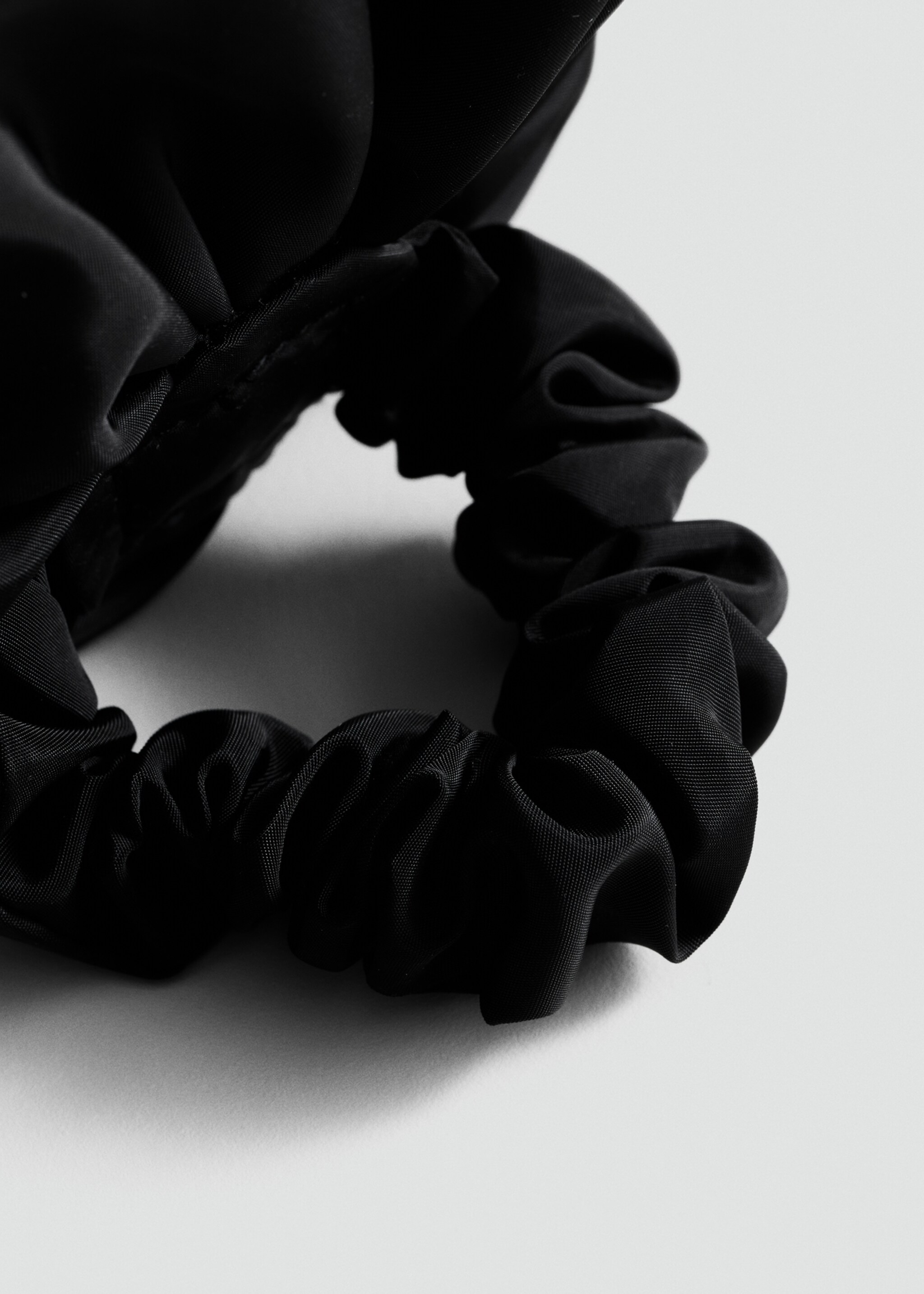 Maxi-flower scrunchie - Medium plane