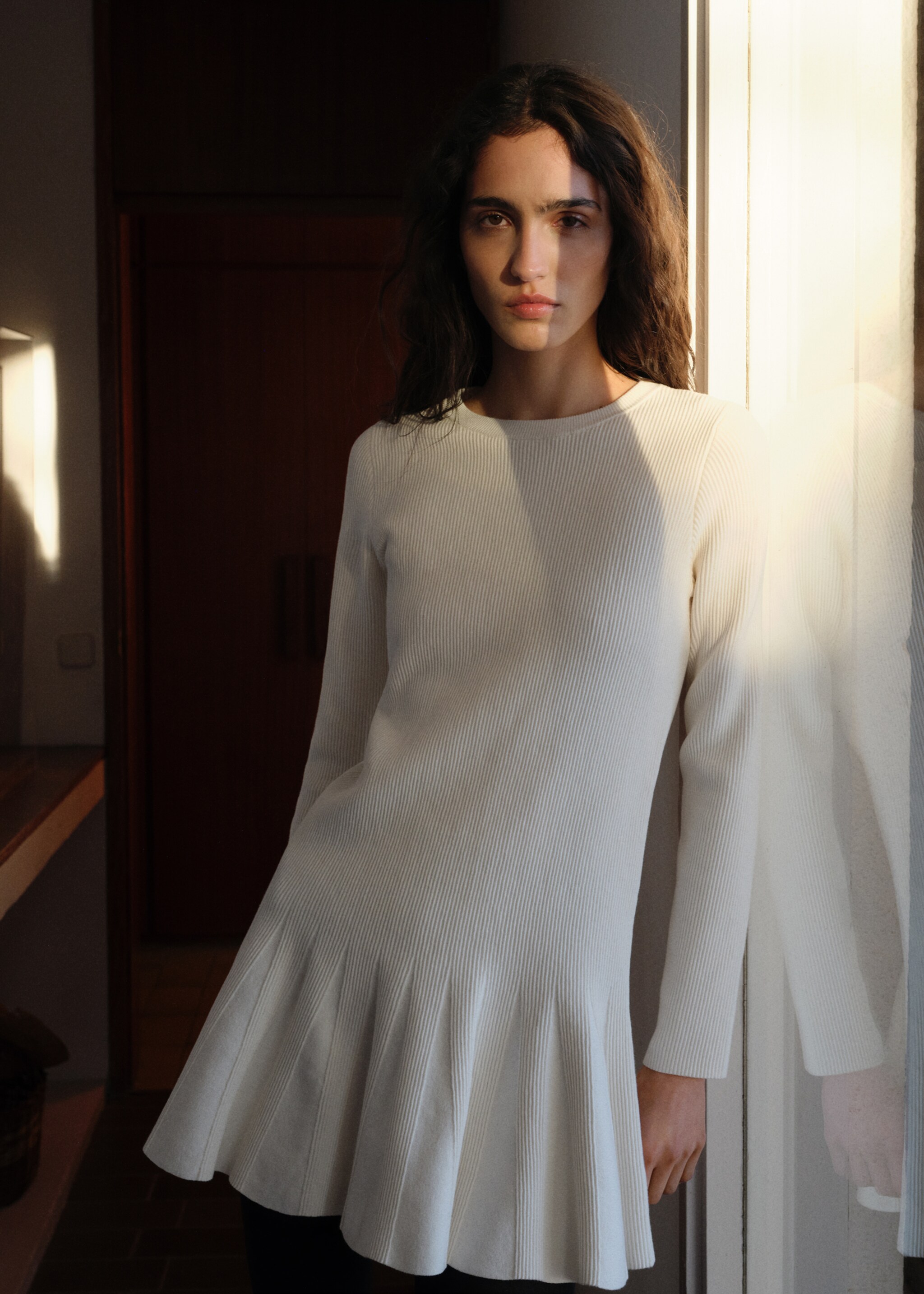 Vestido corto punto tablas - Plano medio