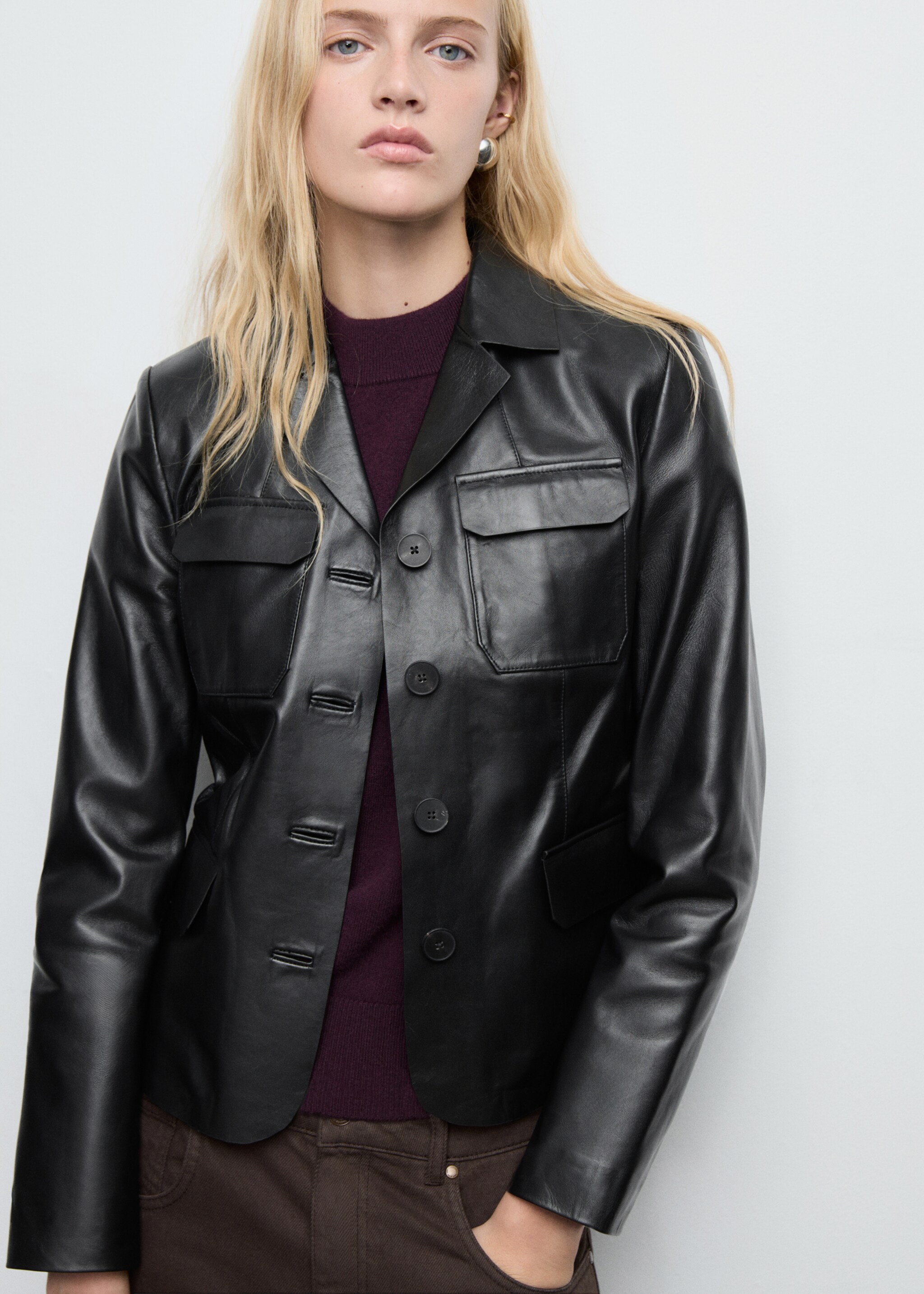 Leather jacket with flap pockets - Medium plane, Black. Ref: 87074075-00.