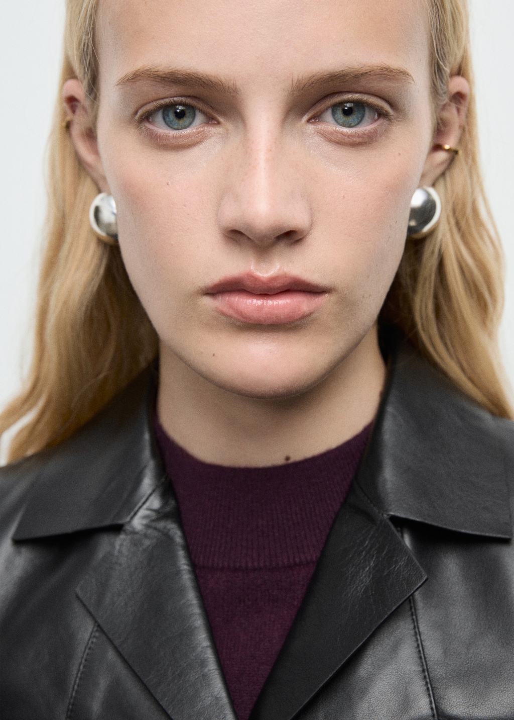 Leather jacket with flap pockets