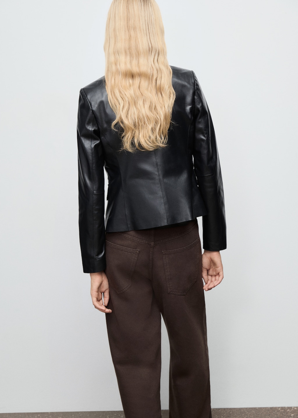 Leather jacket with flap pockets