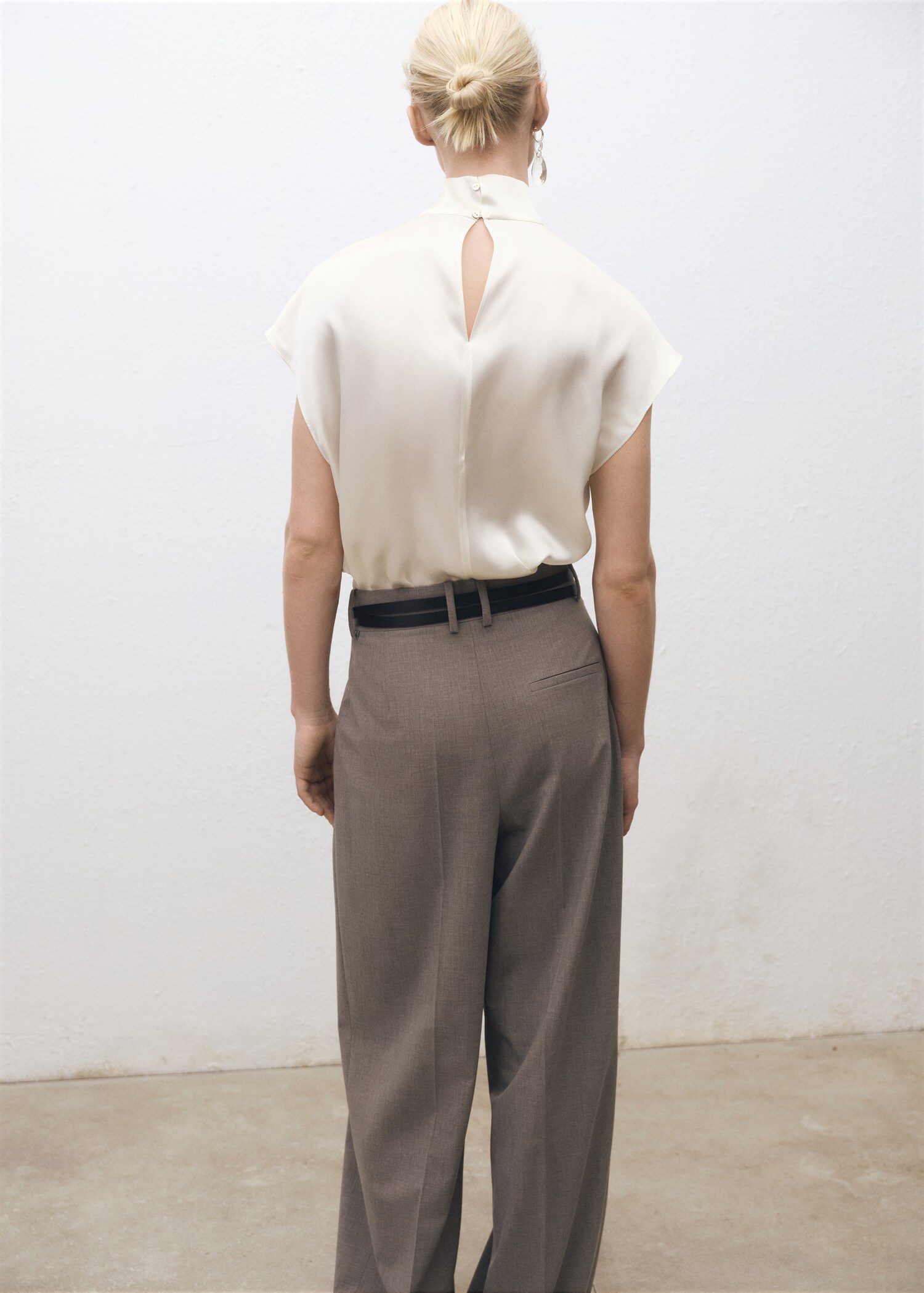 Blusa seta collo alto - Retro dell'articolo