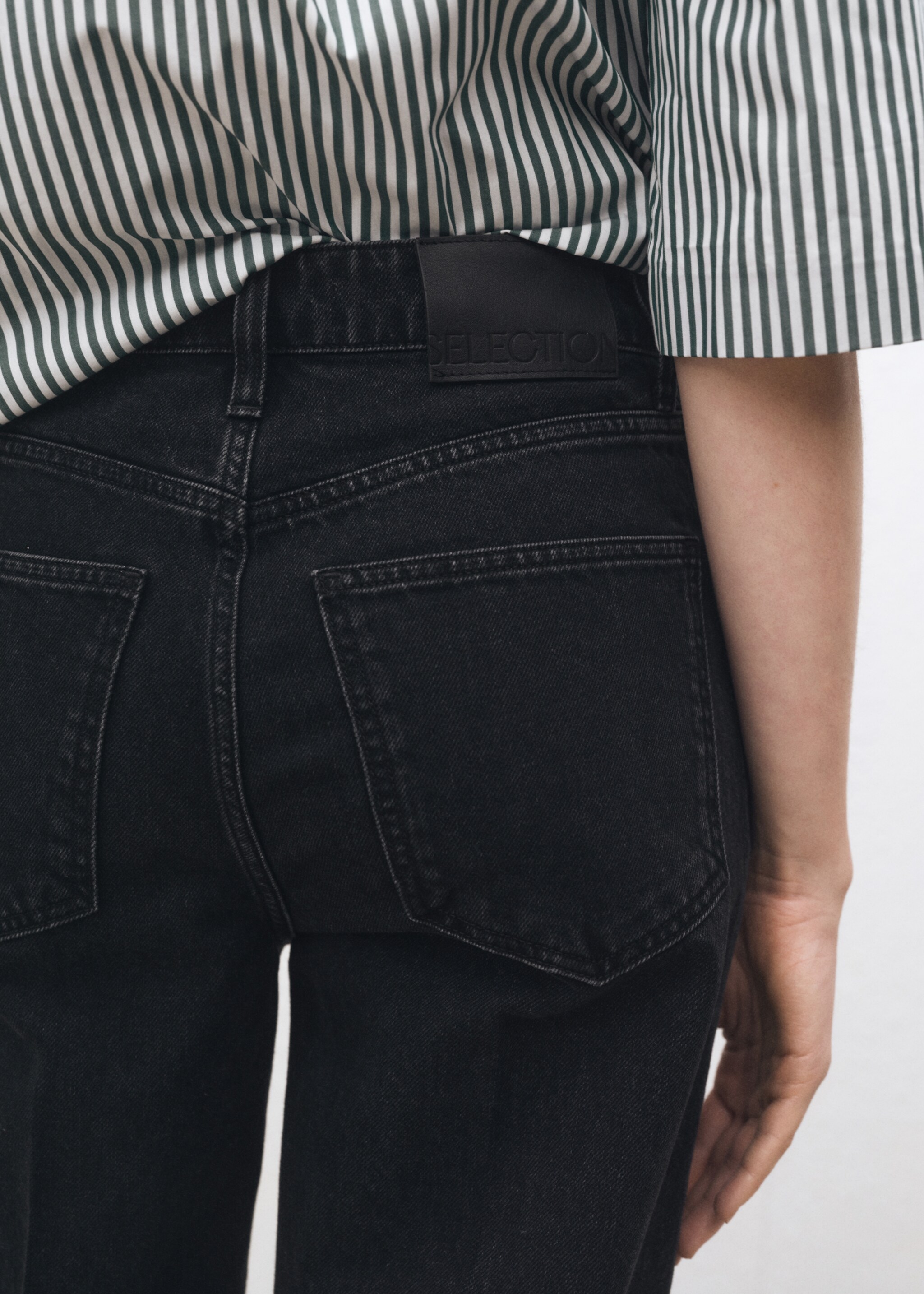 Jean droit taille haute - Détail de l'article 6