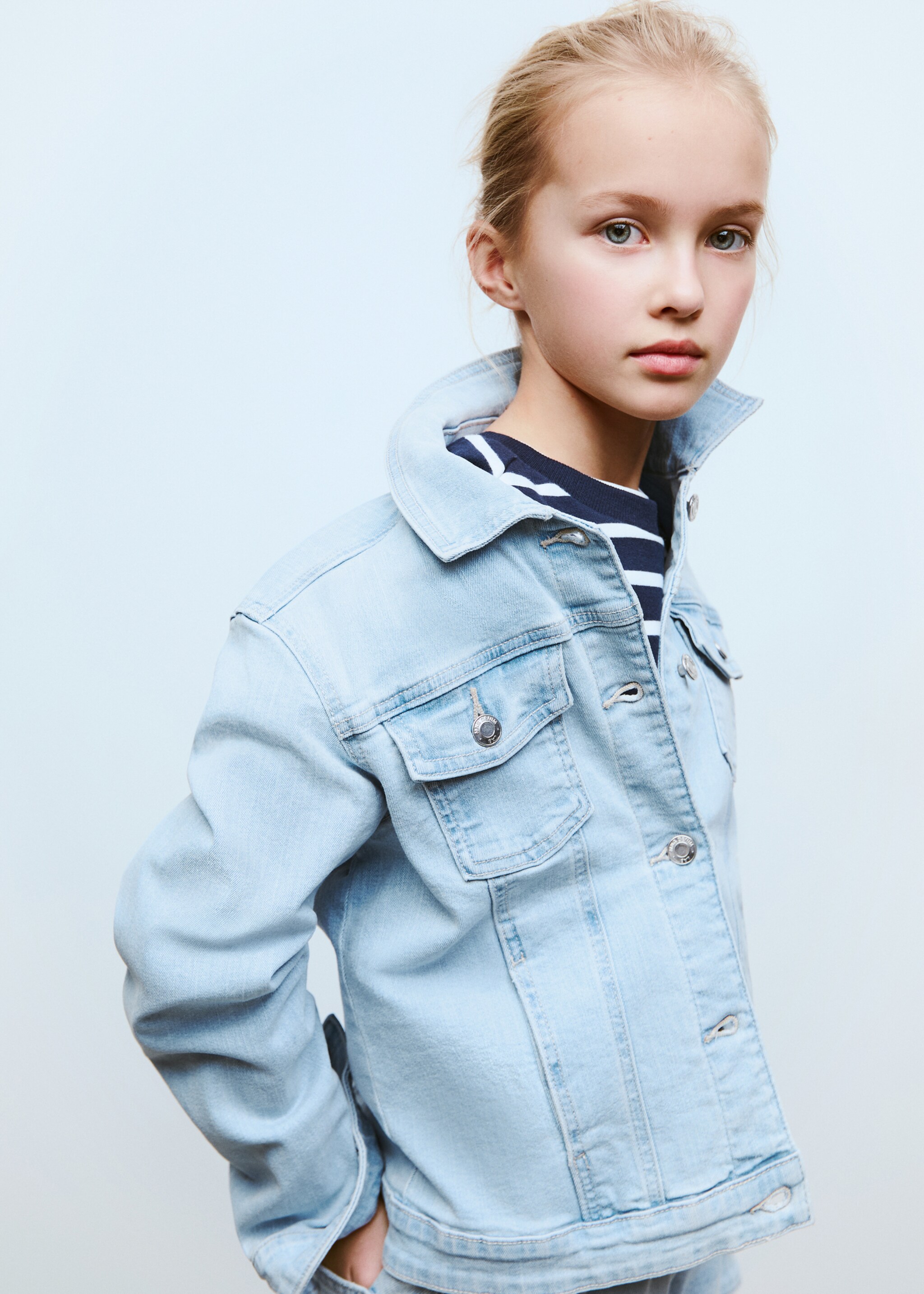 Denim jacket - Details of the article 2