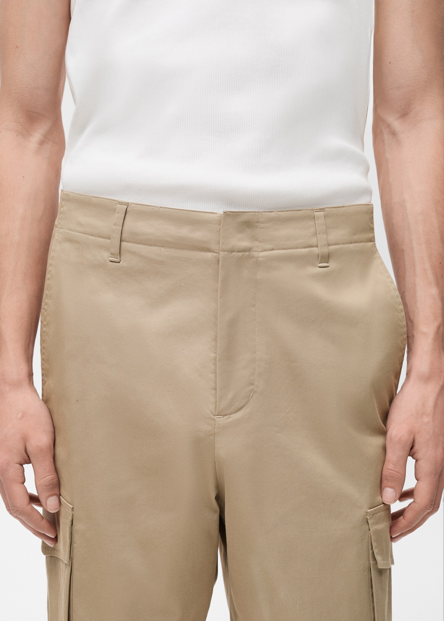 Relaxed-fit cargo trousers - Details of the article 1