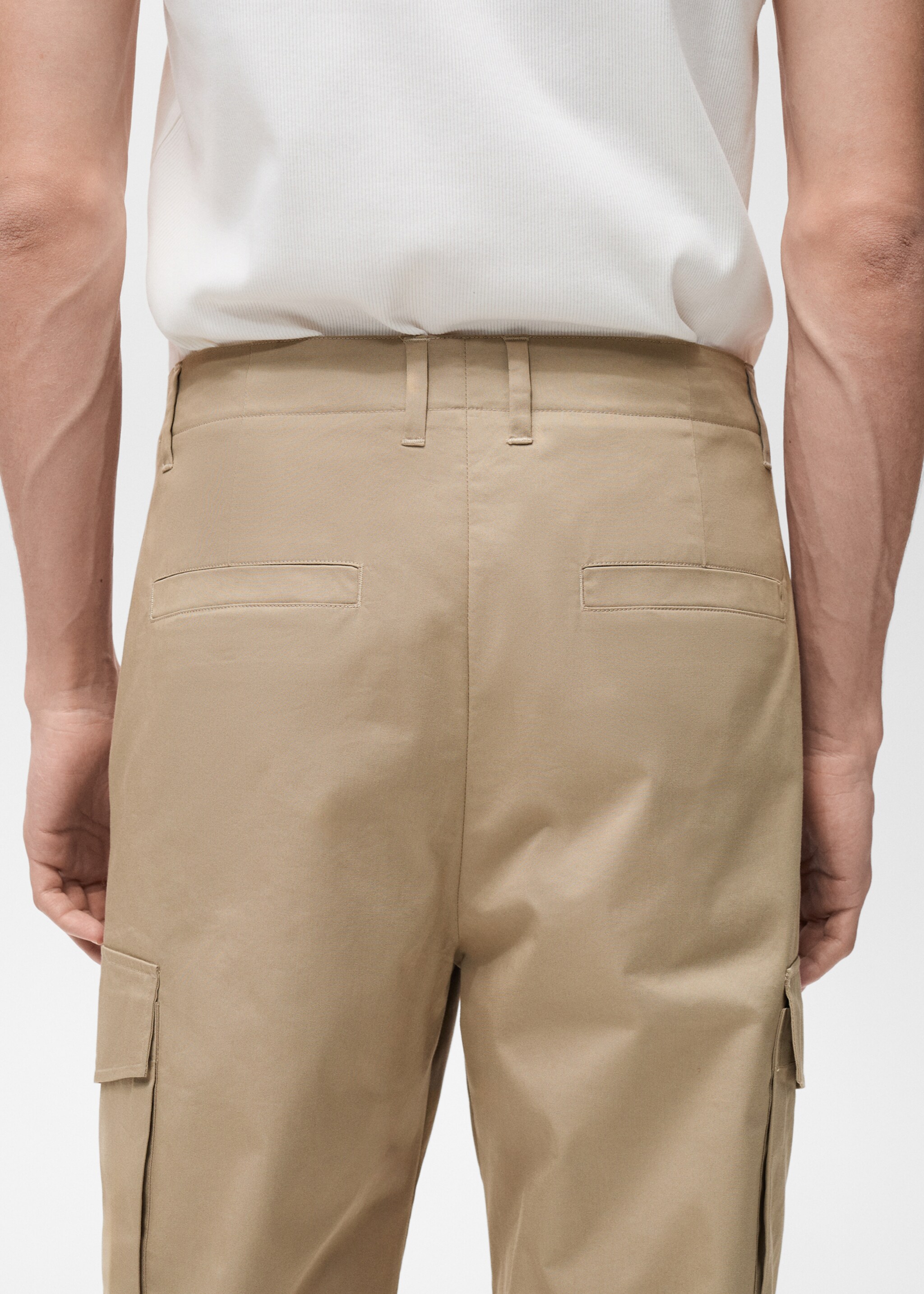 Relaxed-fit cargo trousers - Details of the article 6