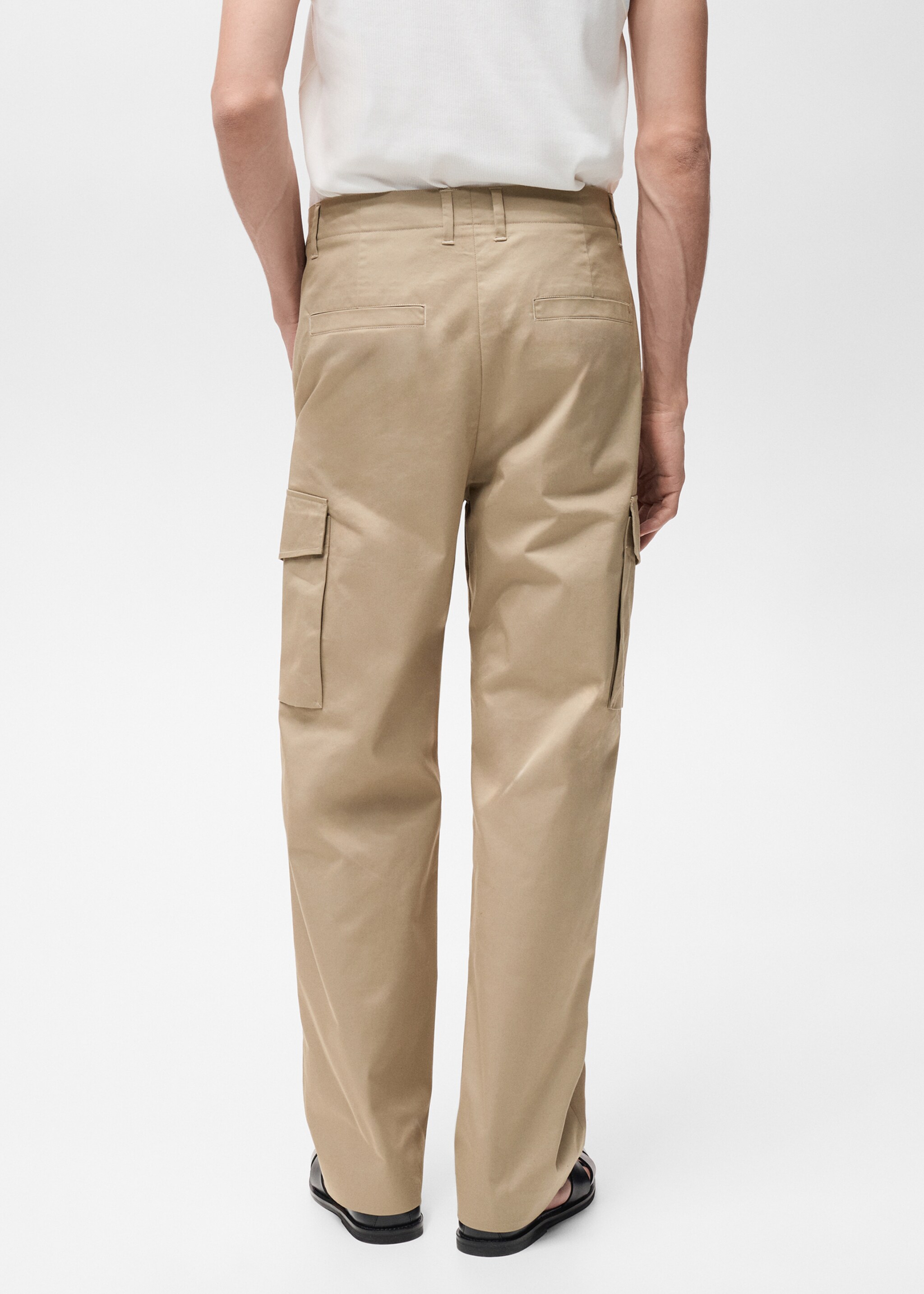 Spodnie cargo relaxed fit - Tylna strona artykułu