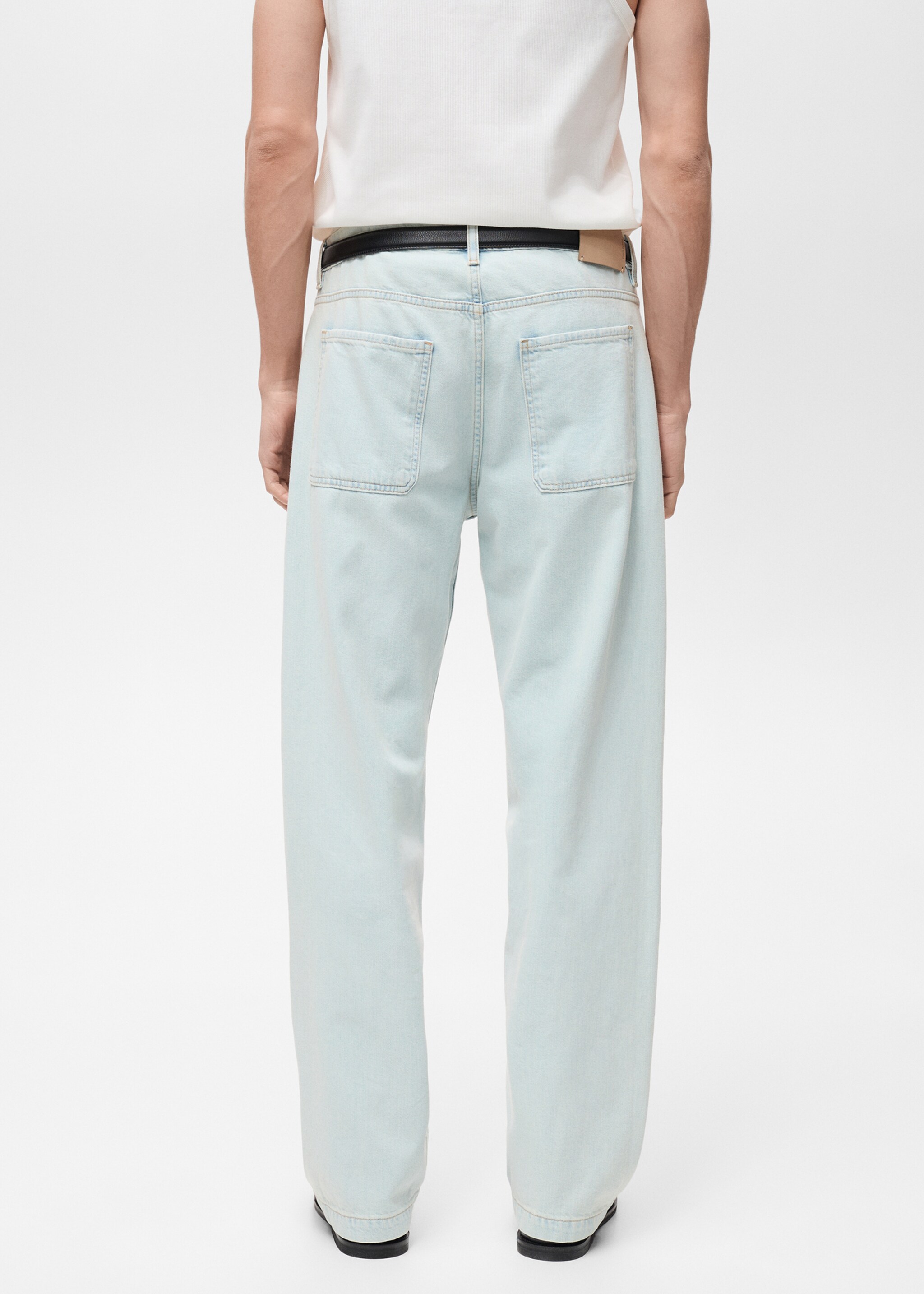 Loose Fit-Jeans - Rückseite des Artikels