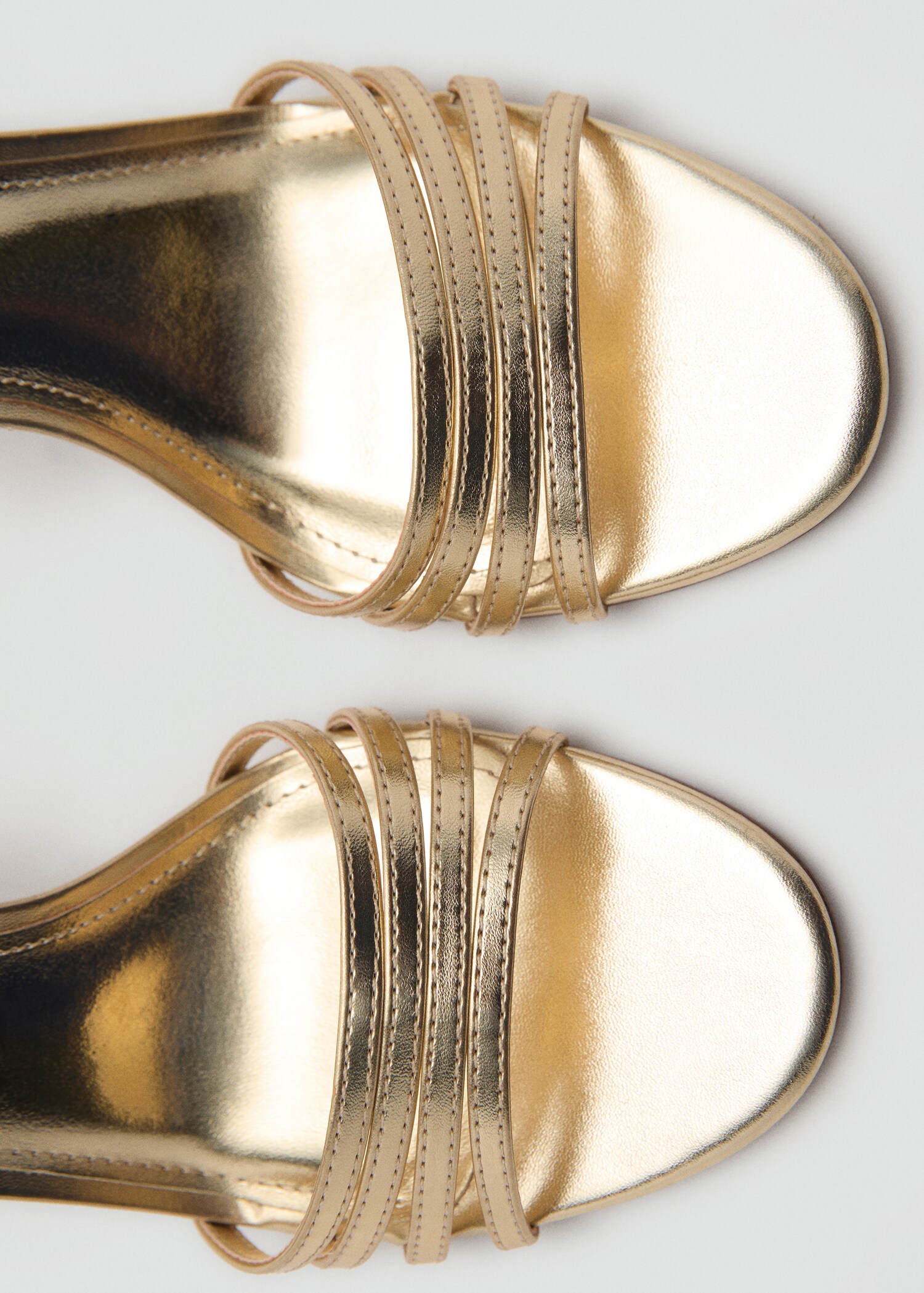 Combined-strap heeled sandals - Details of the article 2