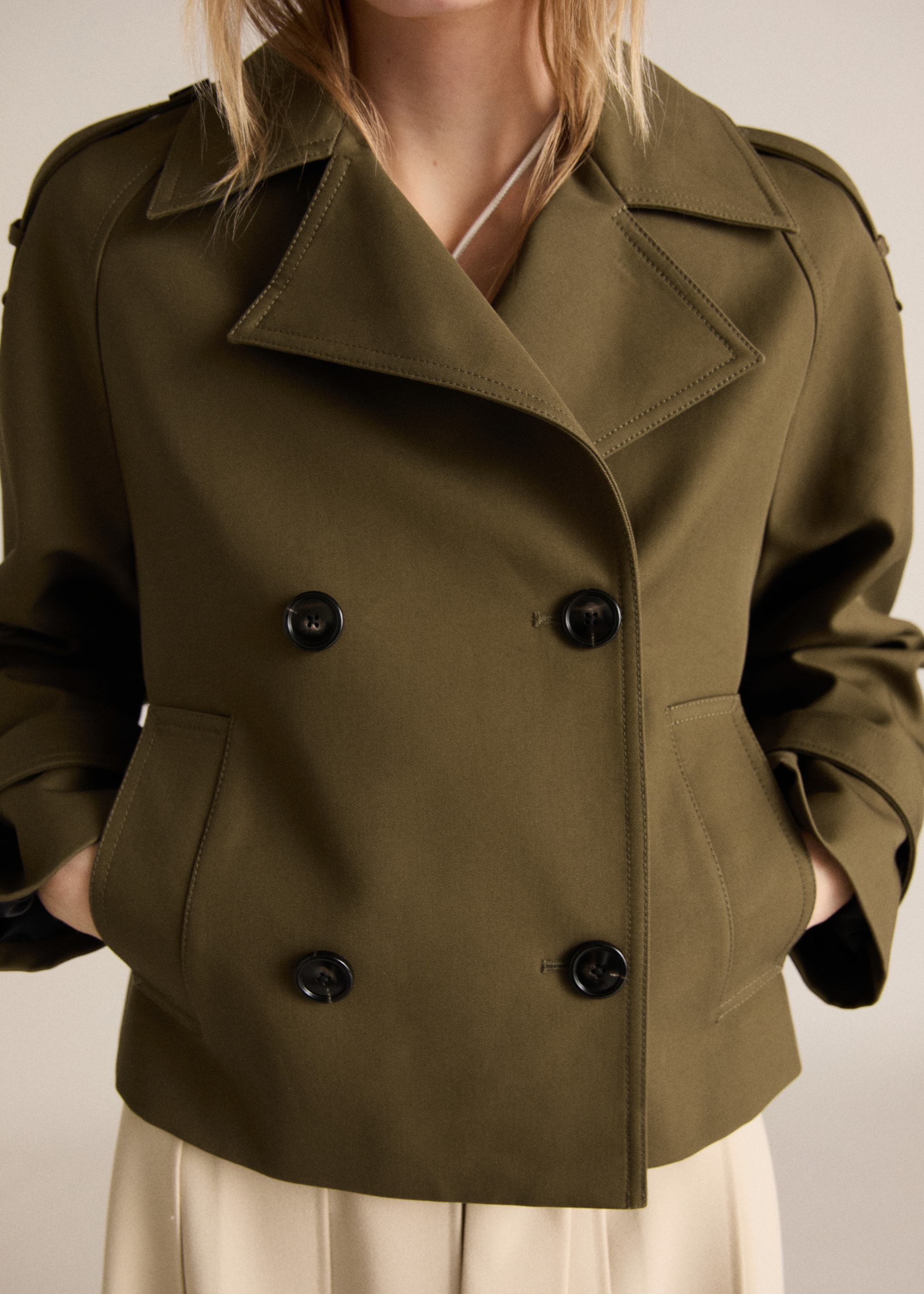 Cotton double-breasted cropped trench coat - Details of the article 6