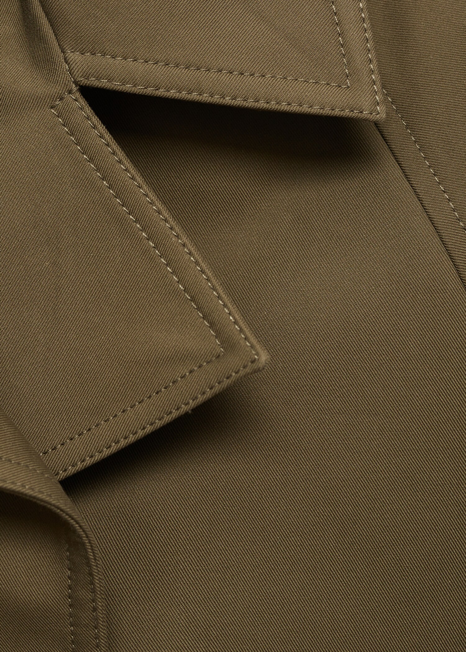 Trench court double boutonnage - Détail de l'article 8