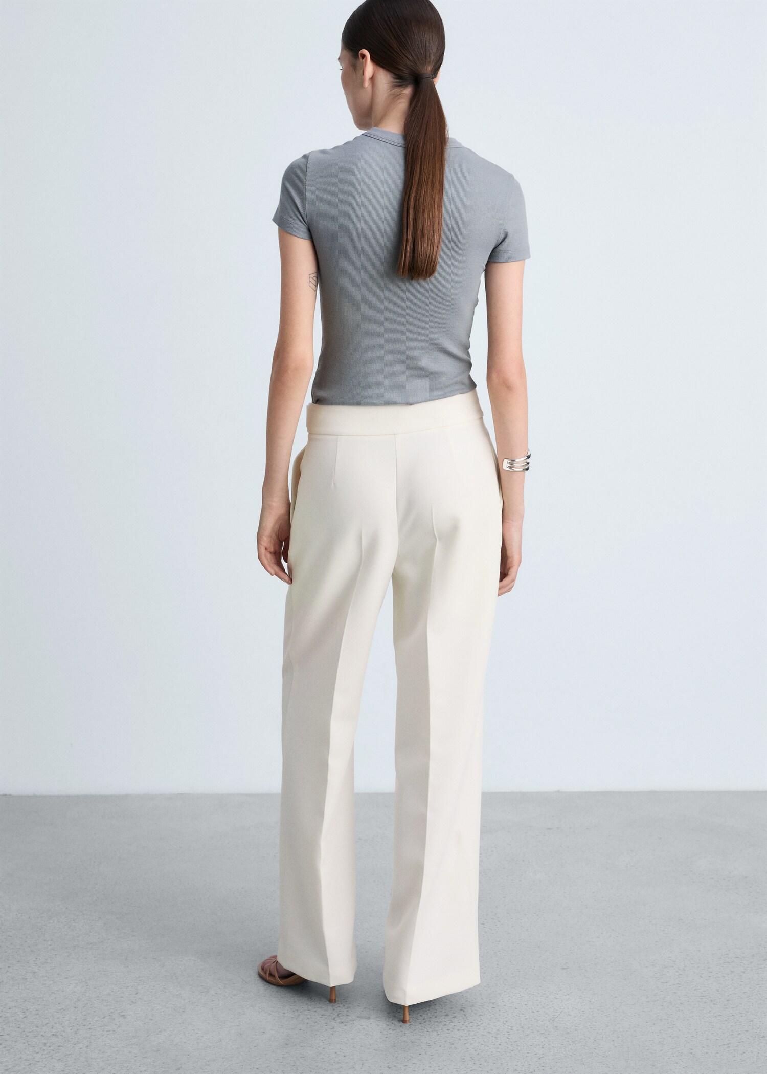 Belt straight-fit pants - Reverse of the article