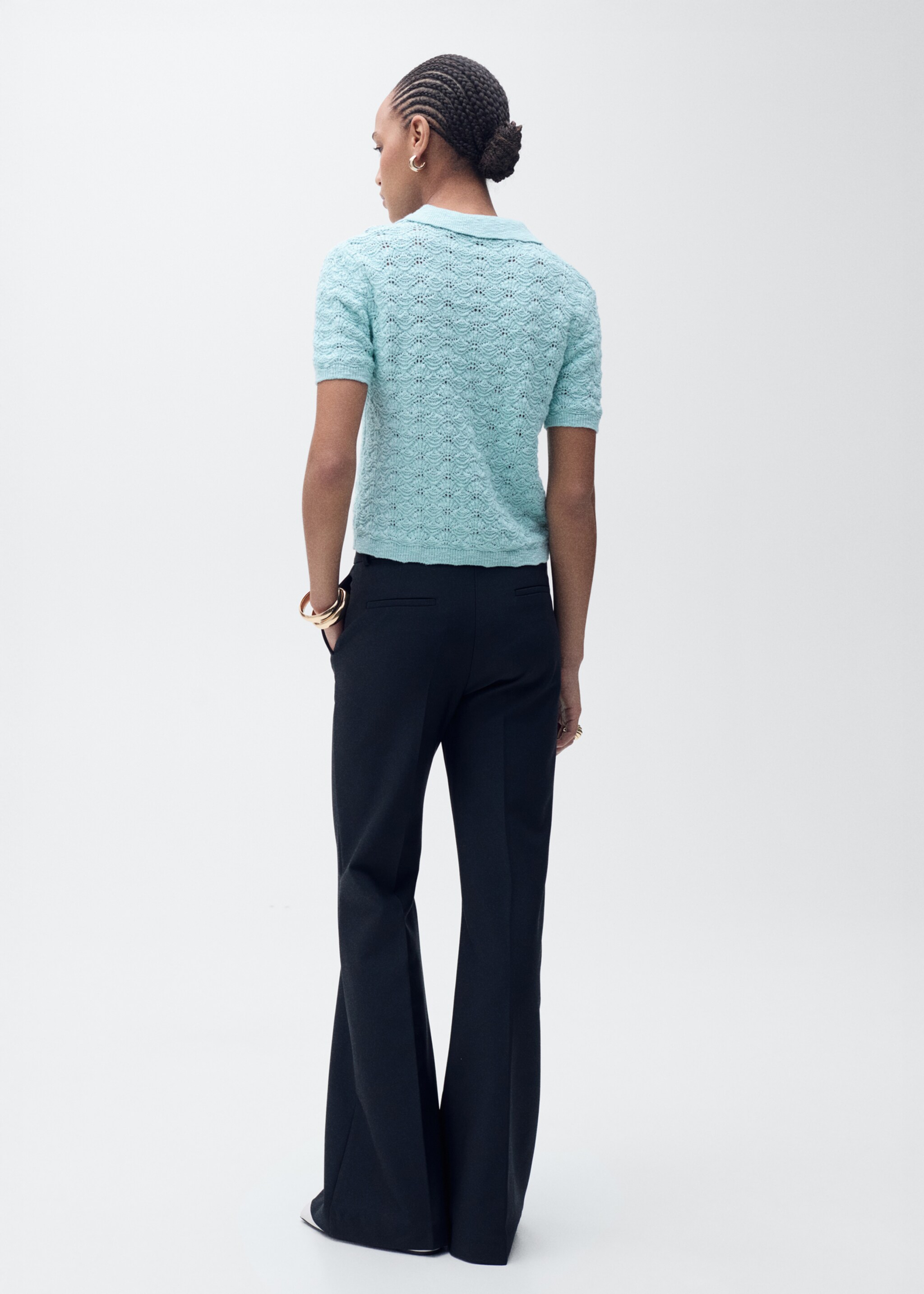 Polo-neck crochet sweater - Reverse of the article