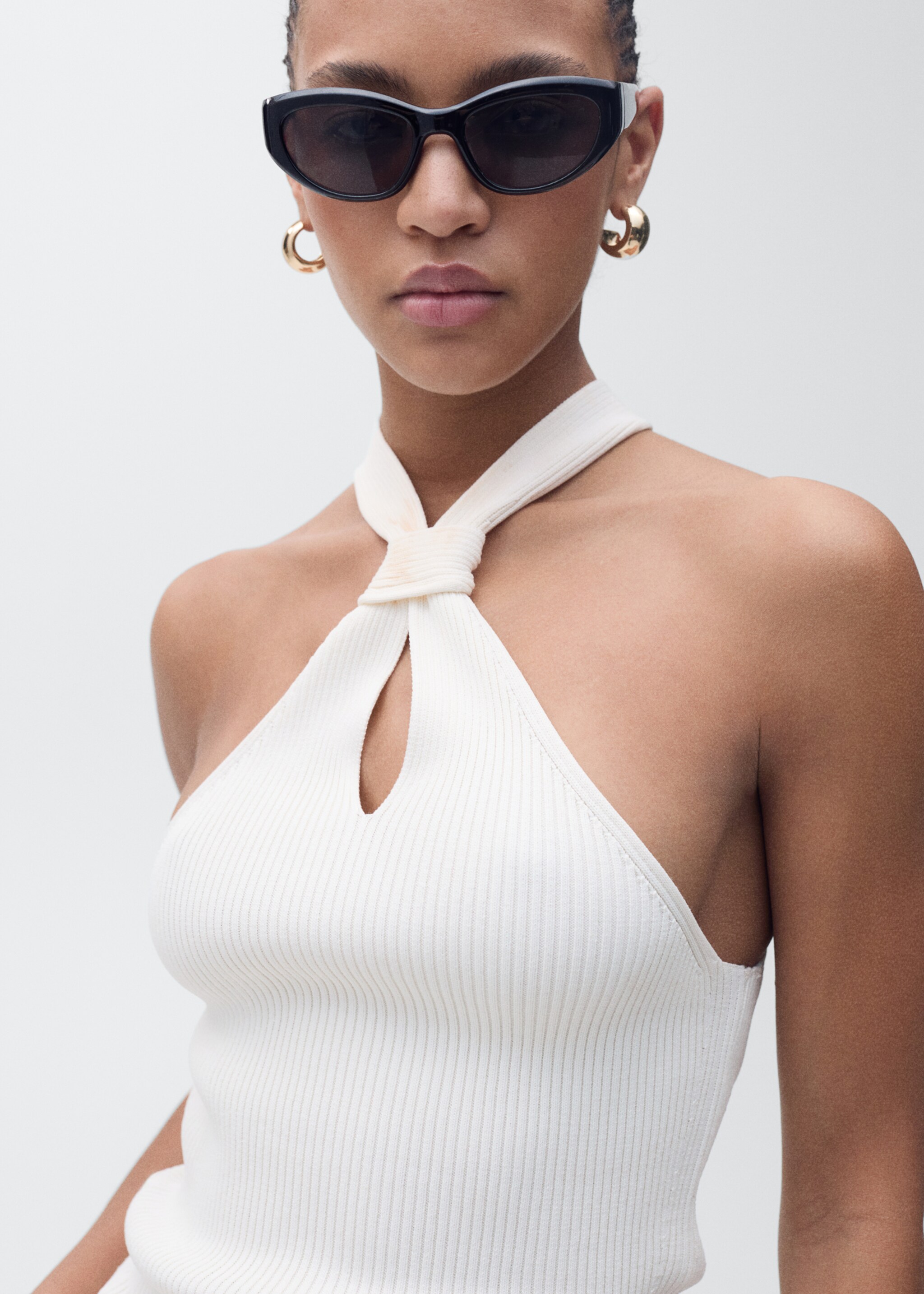 Top halter detalle nudo - Detalle del artículo 1