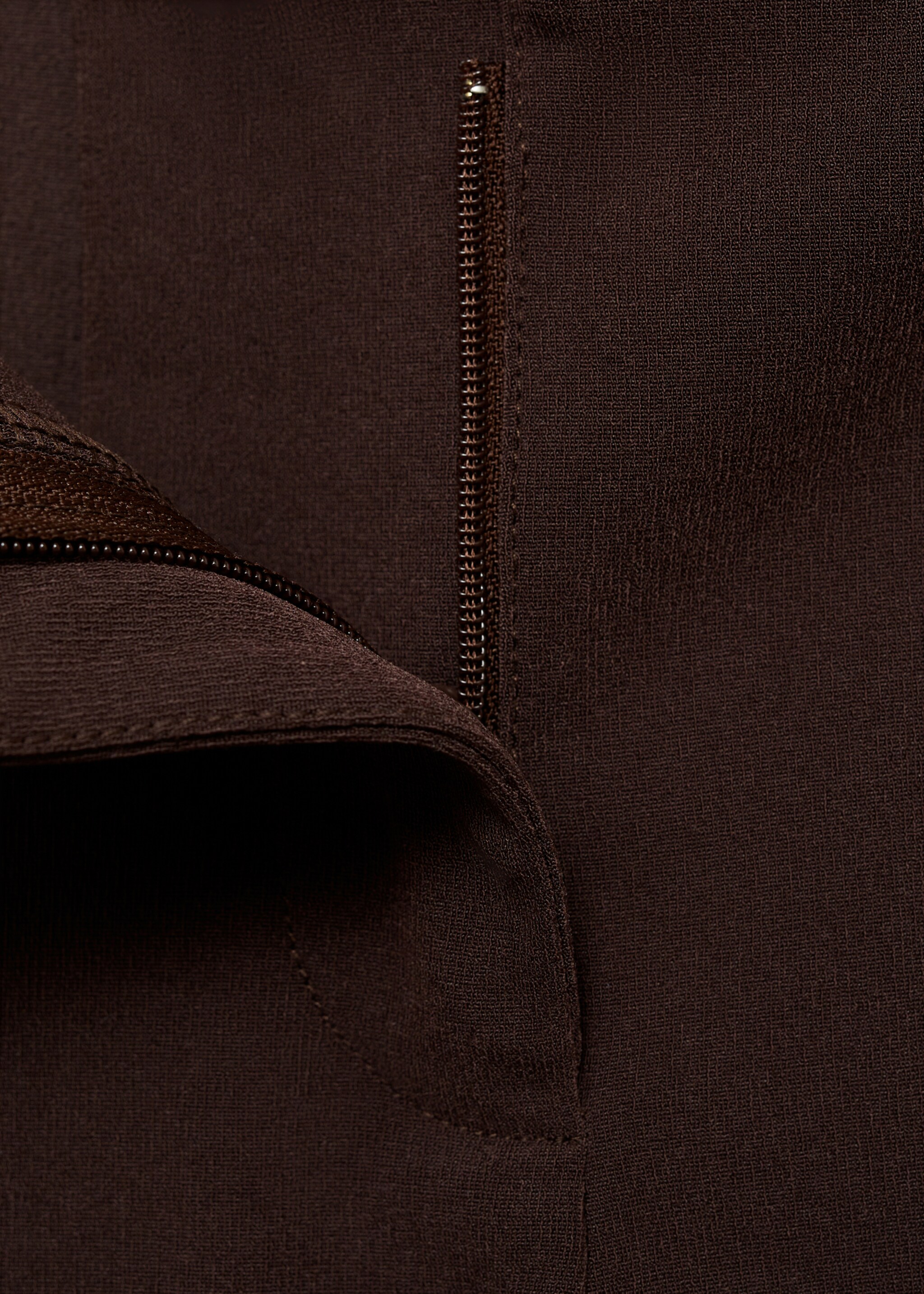 Straight suit trousers - Details of the article 8