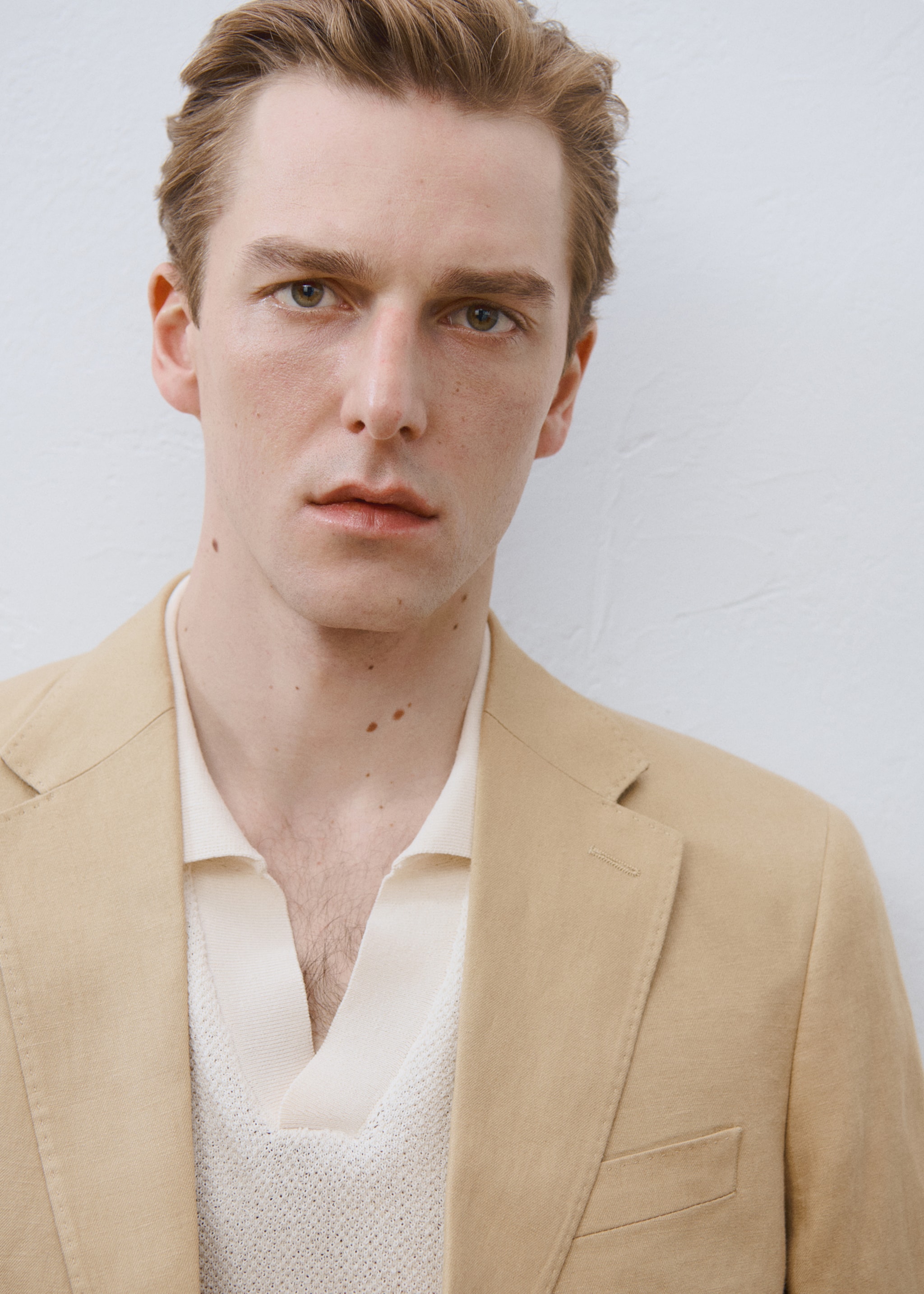 Amalfi 100% linen slim-fit suit jacket - Details of the article 3