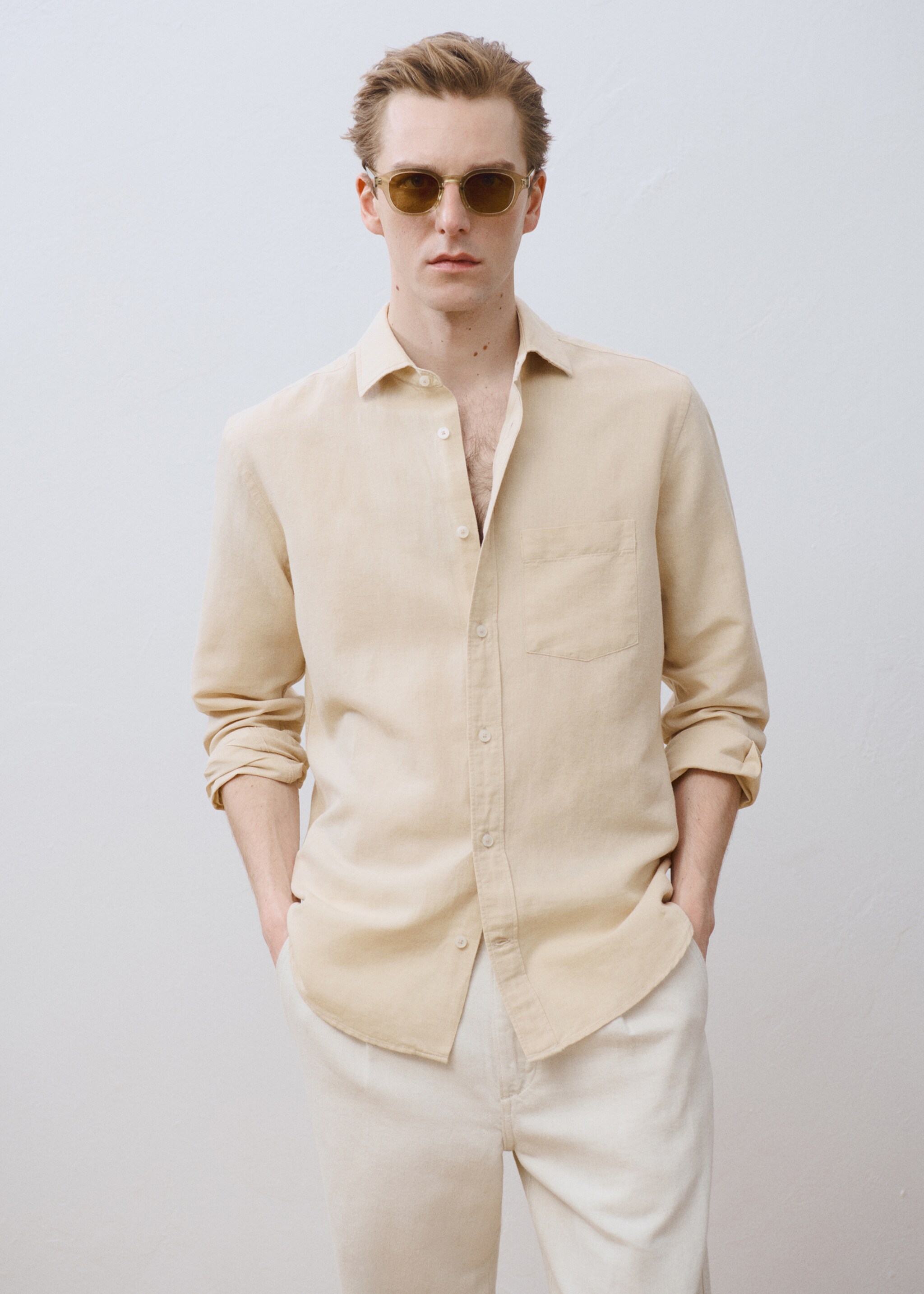 Pocket linen shirt - Details of the article 3