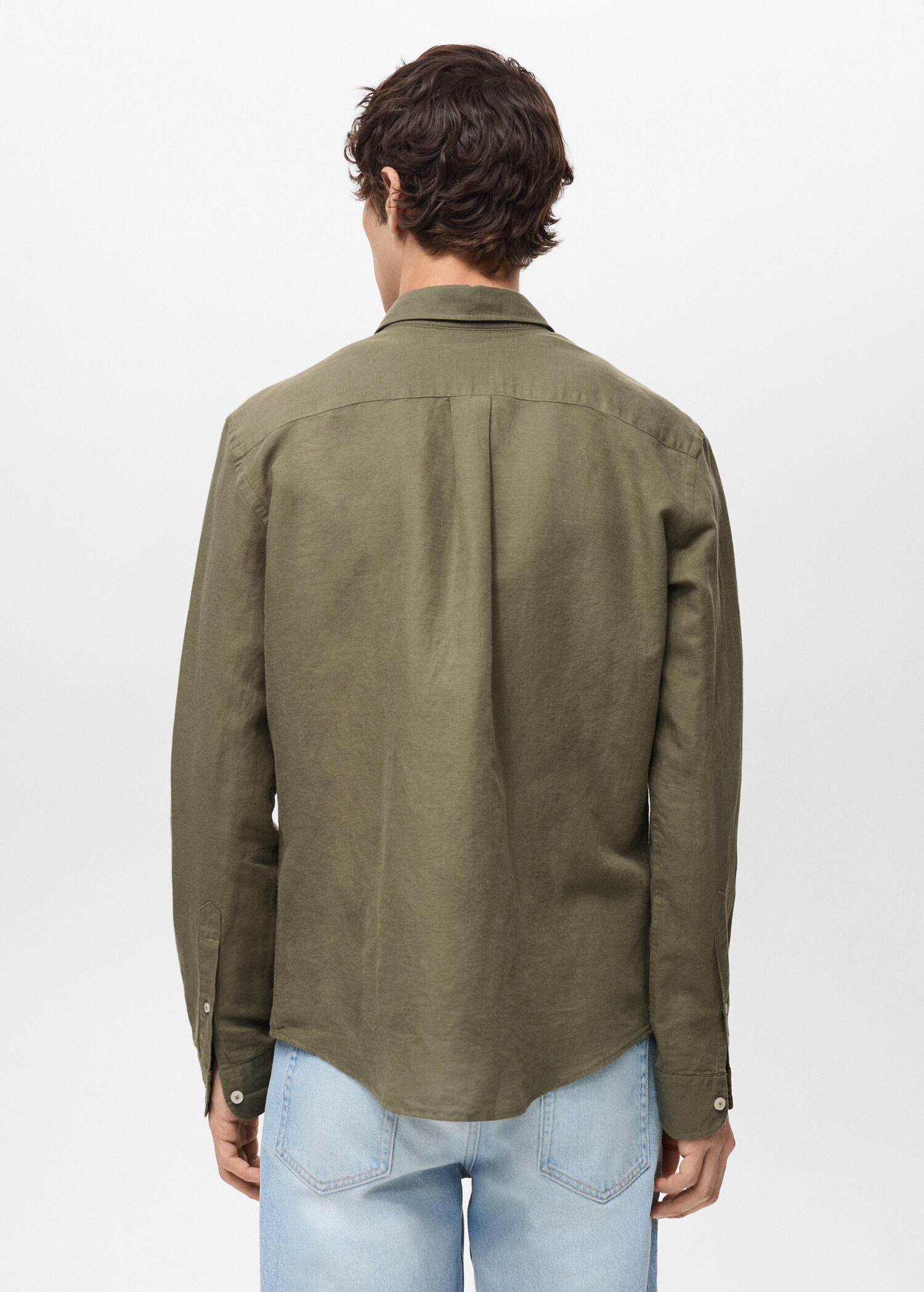 Pocket linen shirt - Reverse of the article