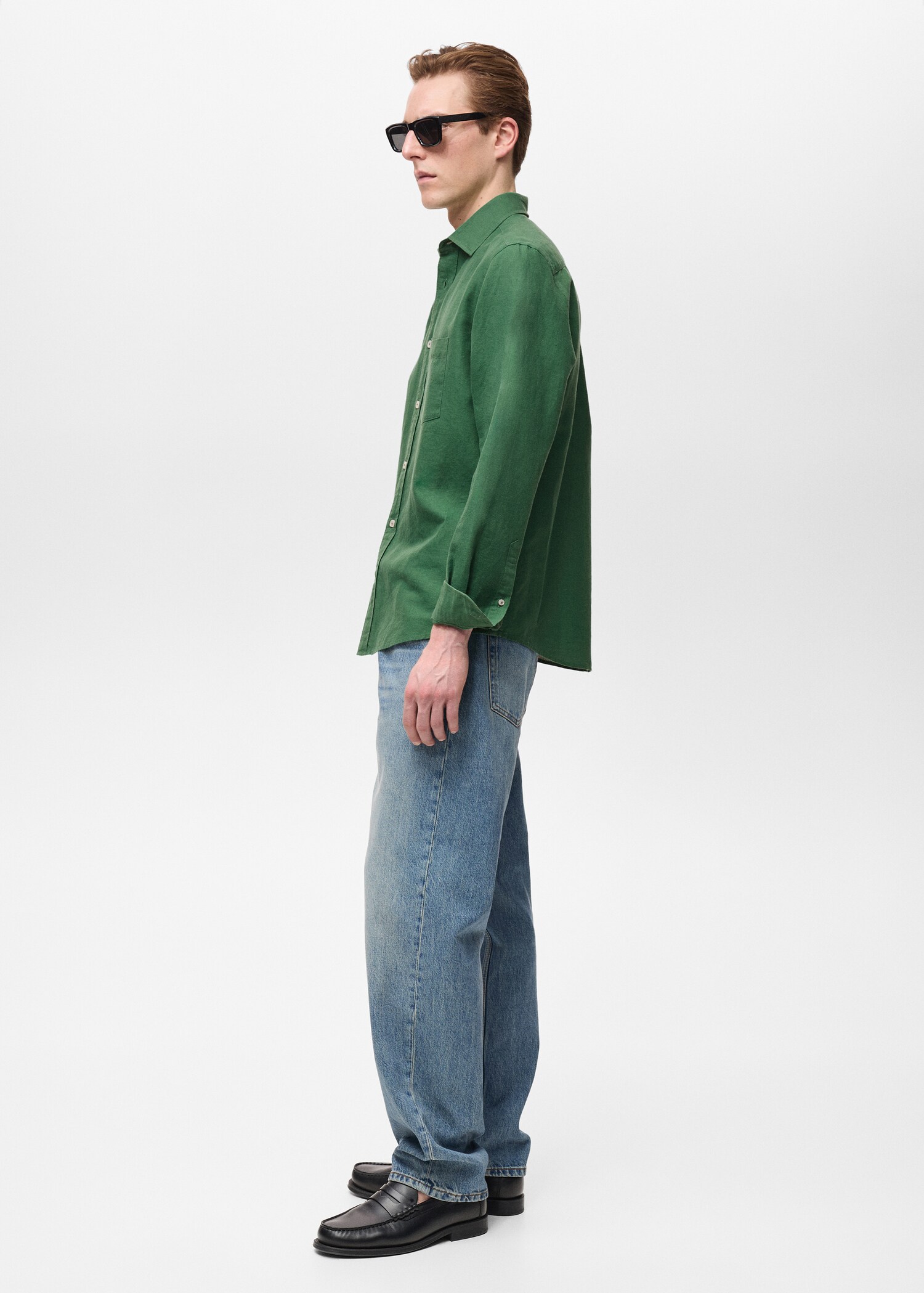 Pocket linen shirt - Details of the article 2