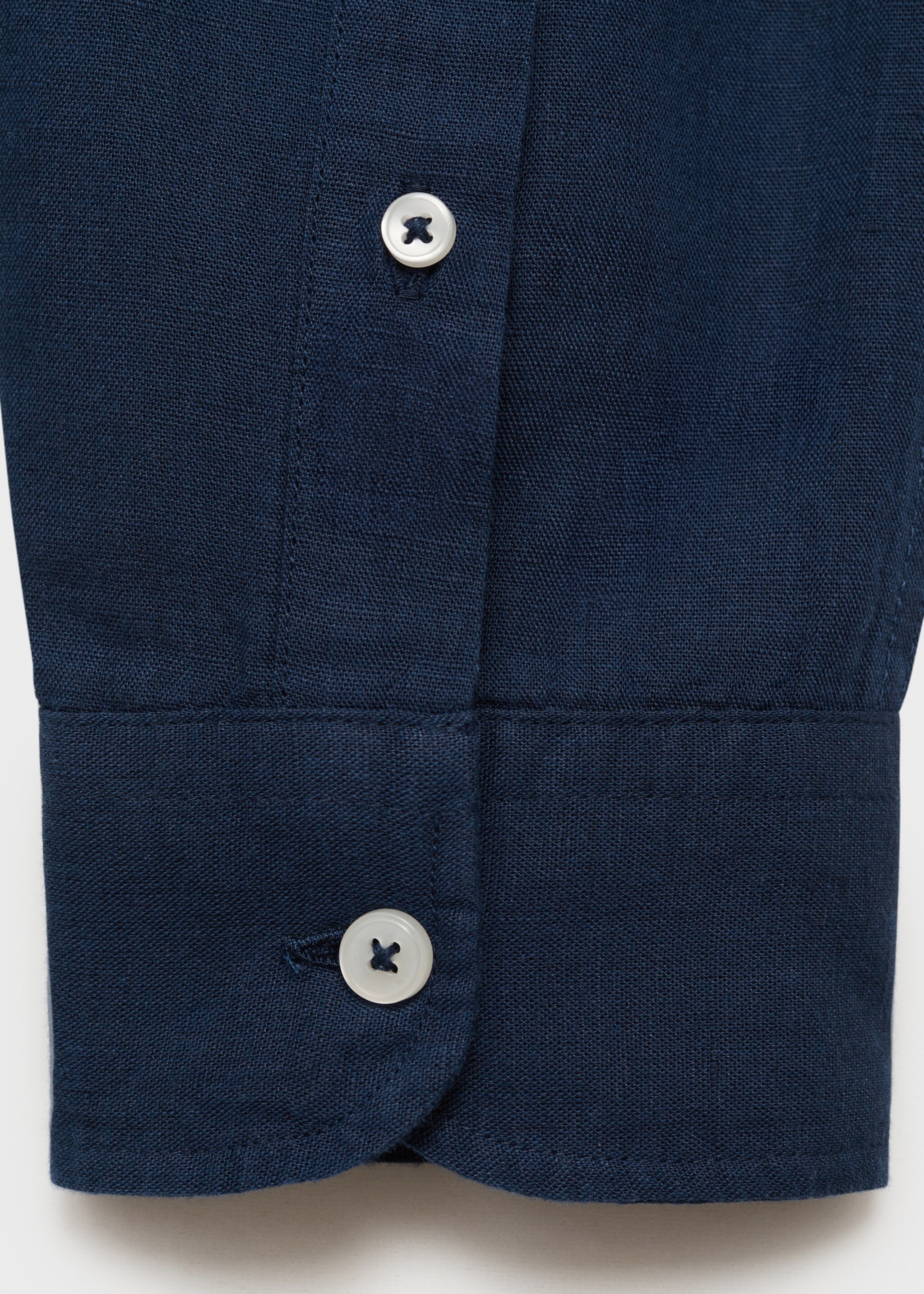 Pocket linen shirt - Details of the article 0
