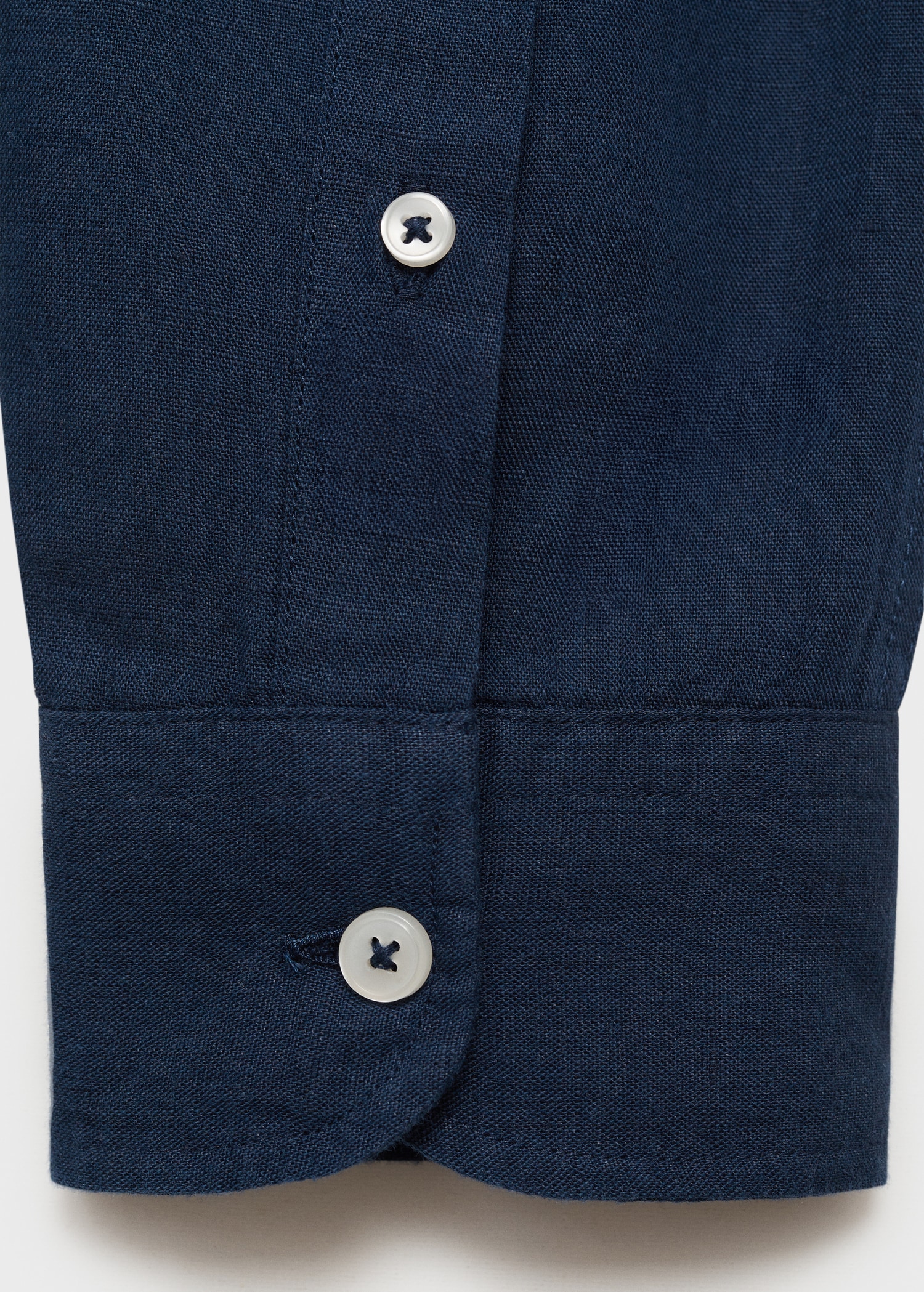 Pocket linen shirt - Details of the article 0