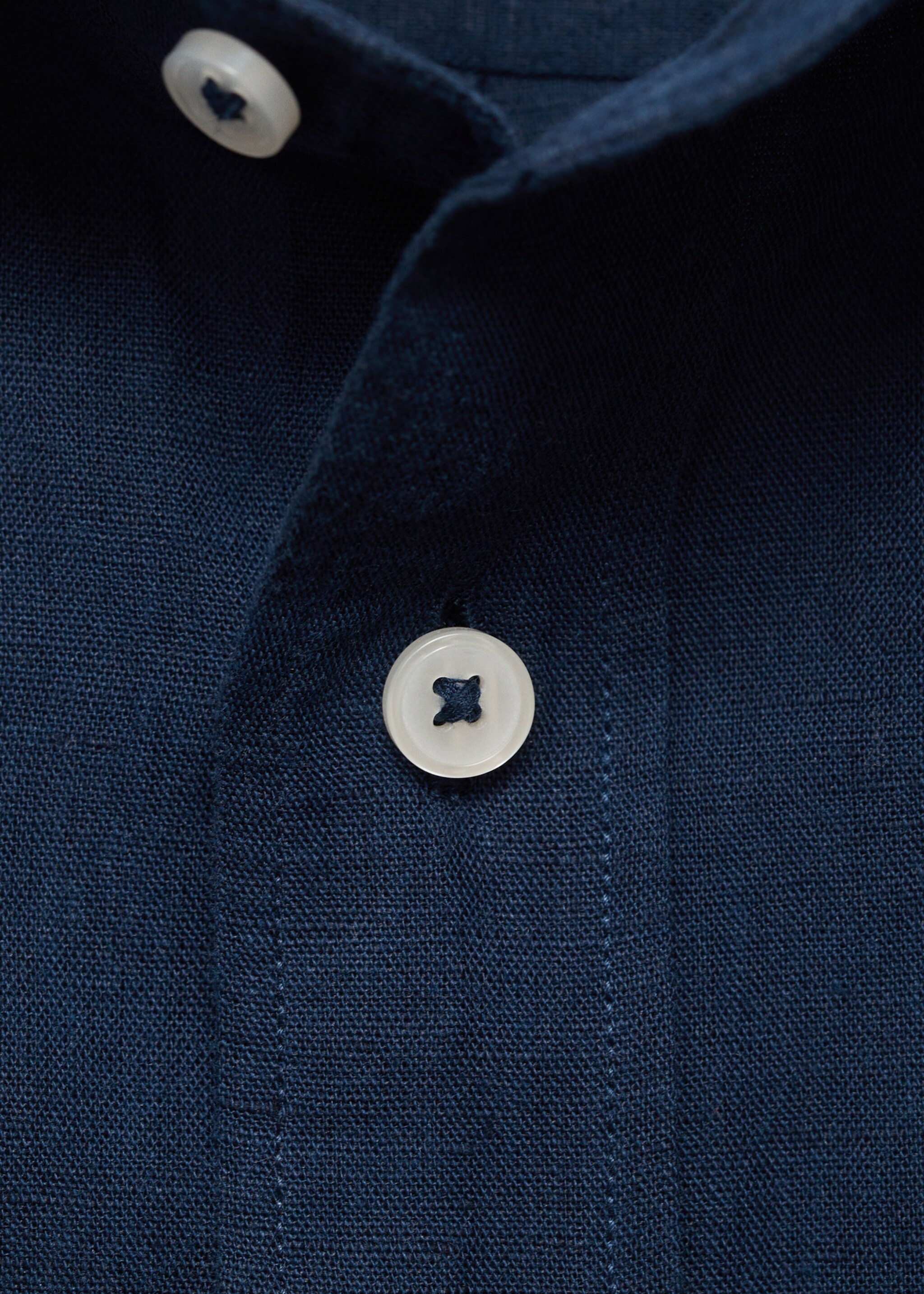 Pocket linen shirt - Details of the article 8