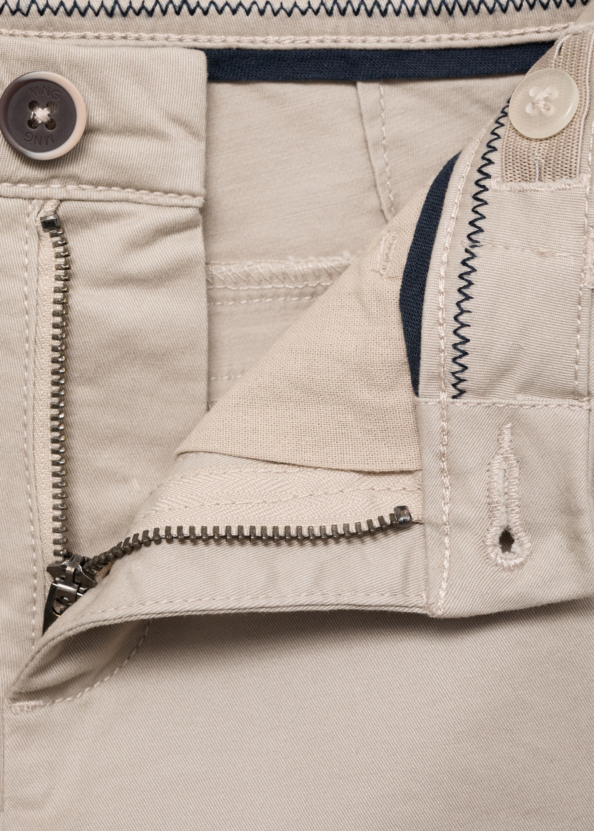 Baumwoll-Bermudas im Chino-Stil - Detail des Artikels 8