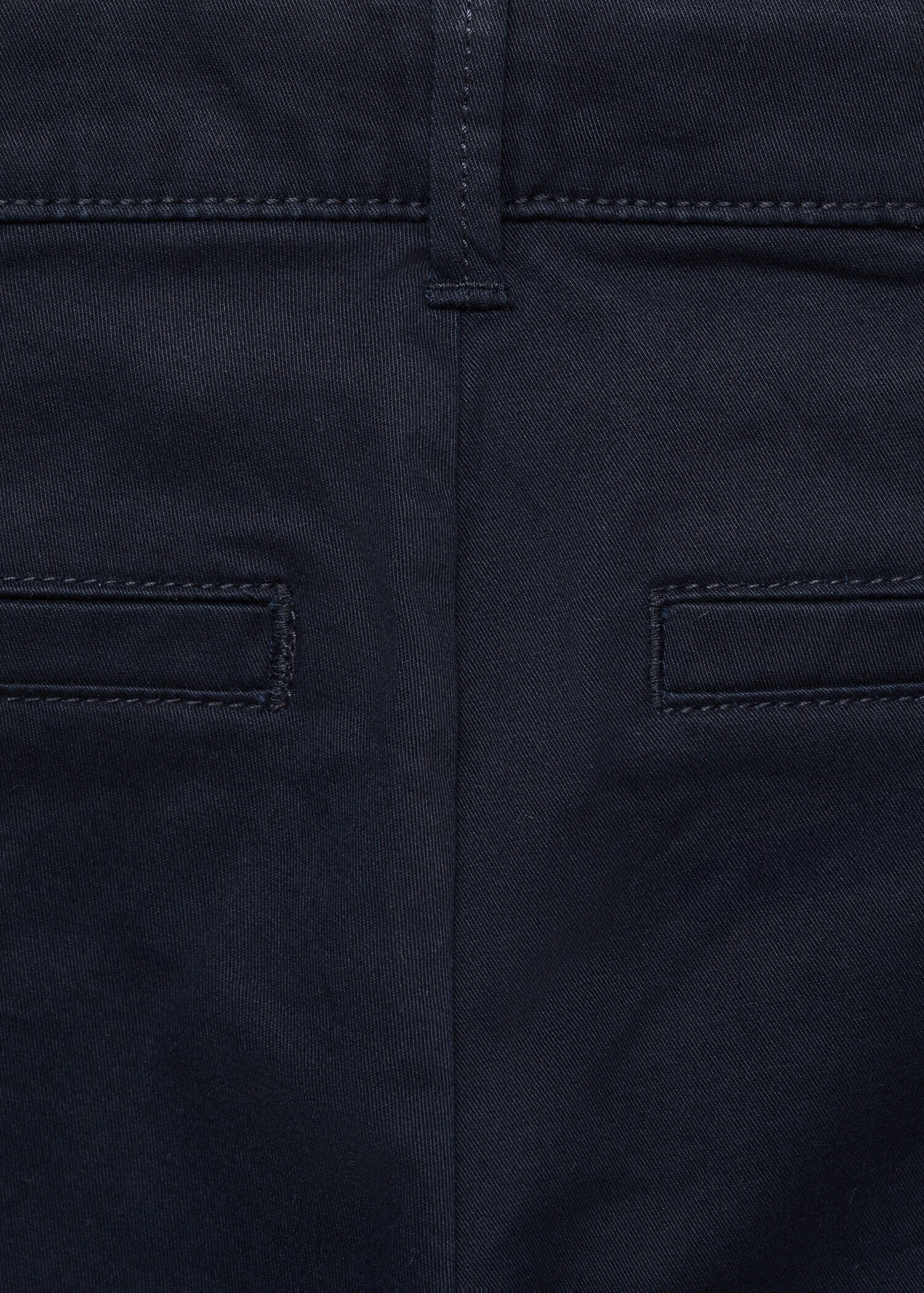 Bermuda style chino en coton - Détail de l'article 0