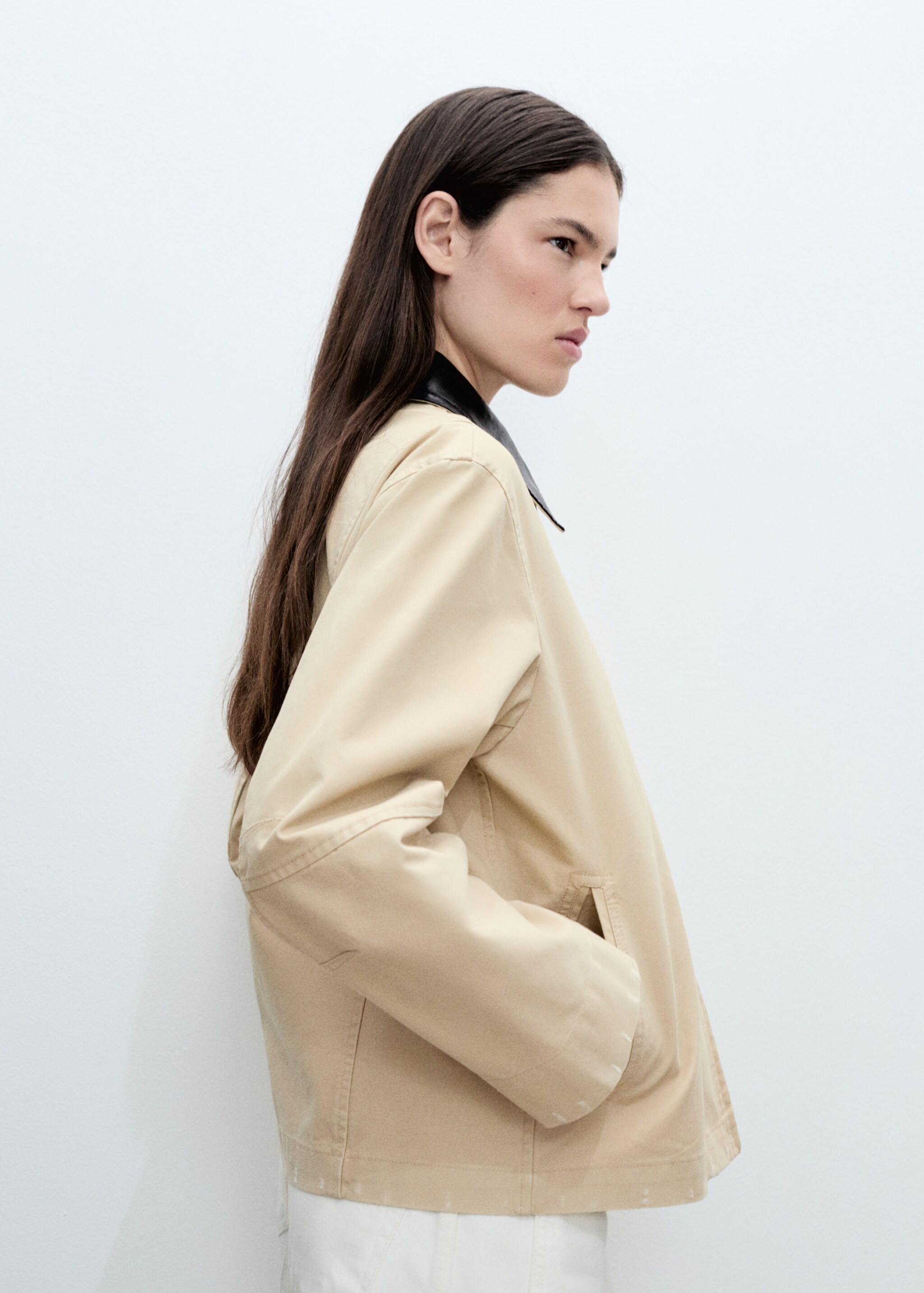Cotton jacket with contrasting collar - Details of the article 2