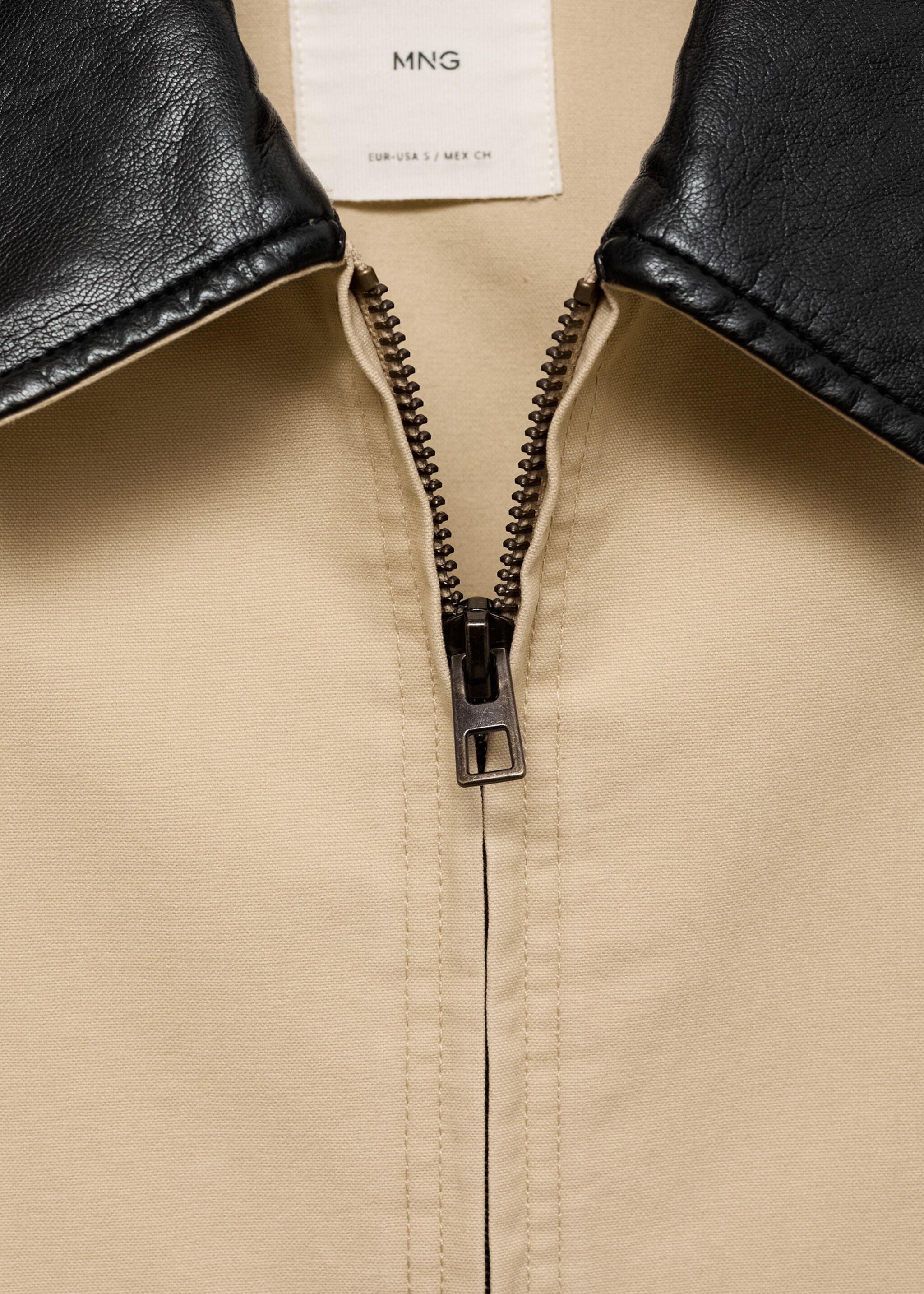 Cotton jacket with contrasting collar - Details of the article 8
