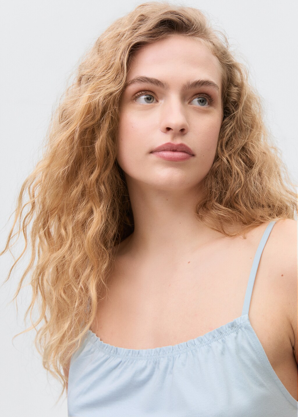 Pajamas with embroidered details