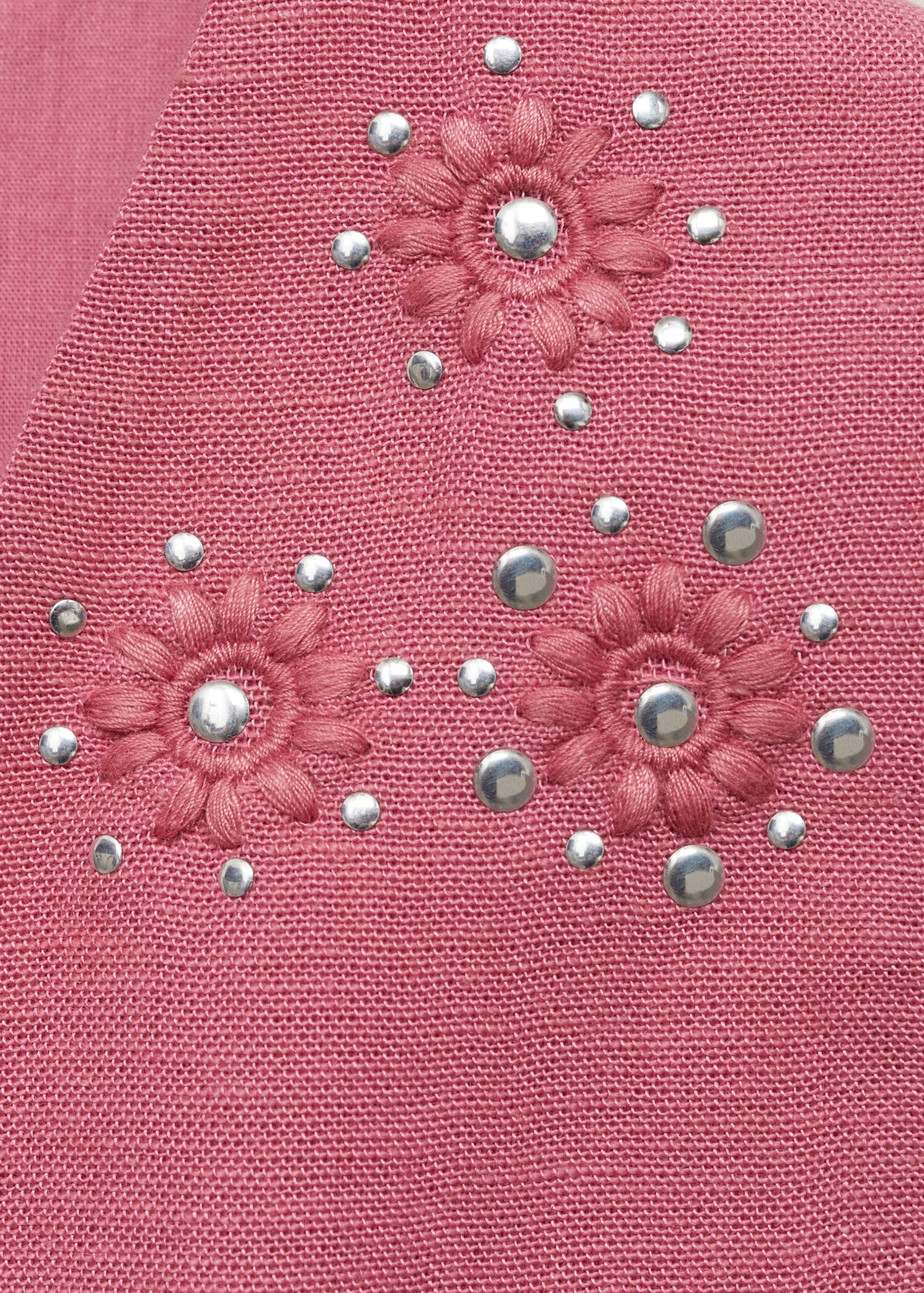 Embroidered waistcoat with bows - Details of the article 8