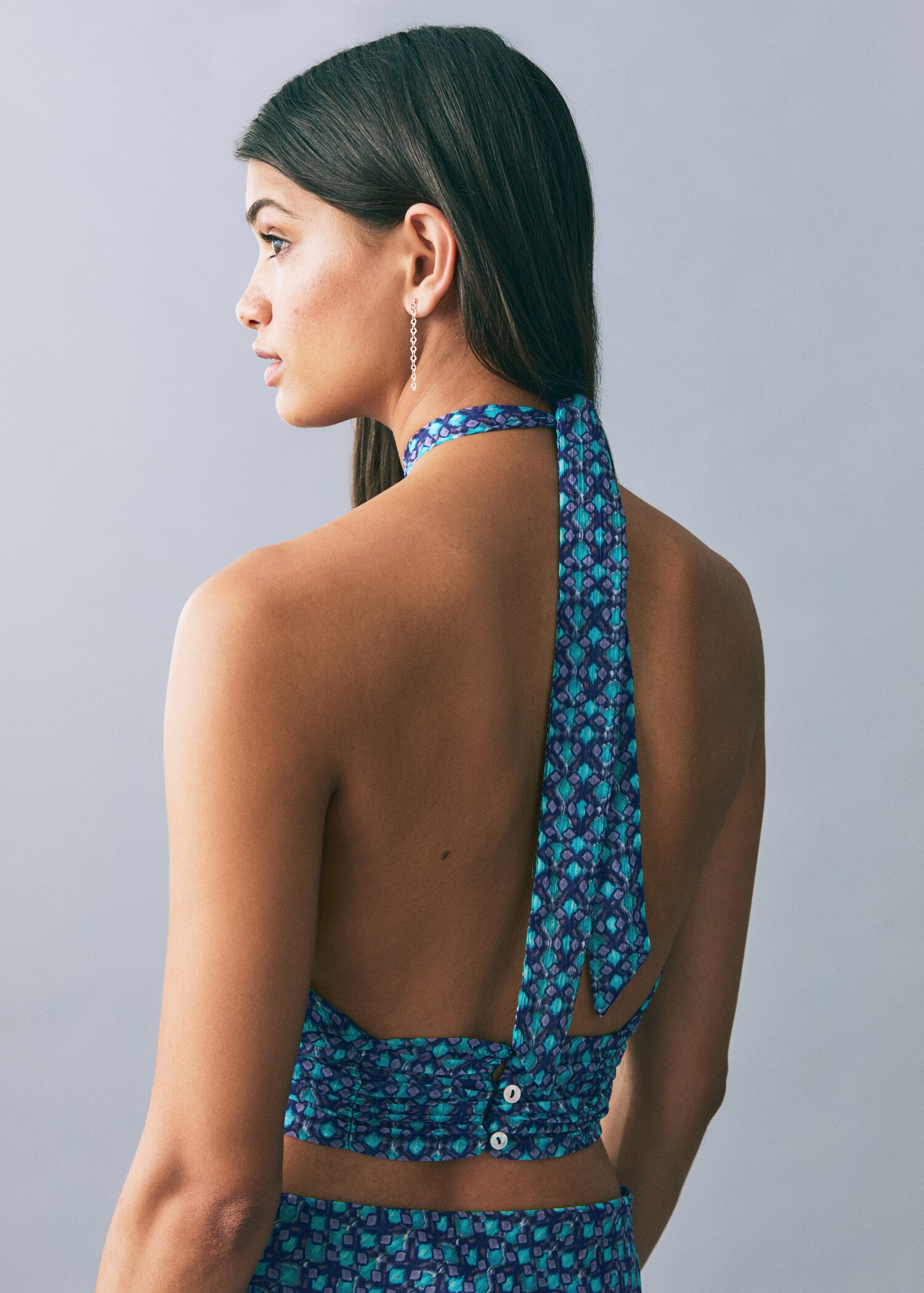 Top estampado cuello halter - Reverso del artículo