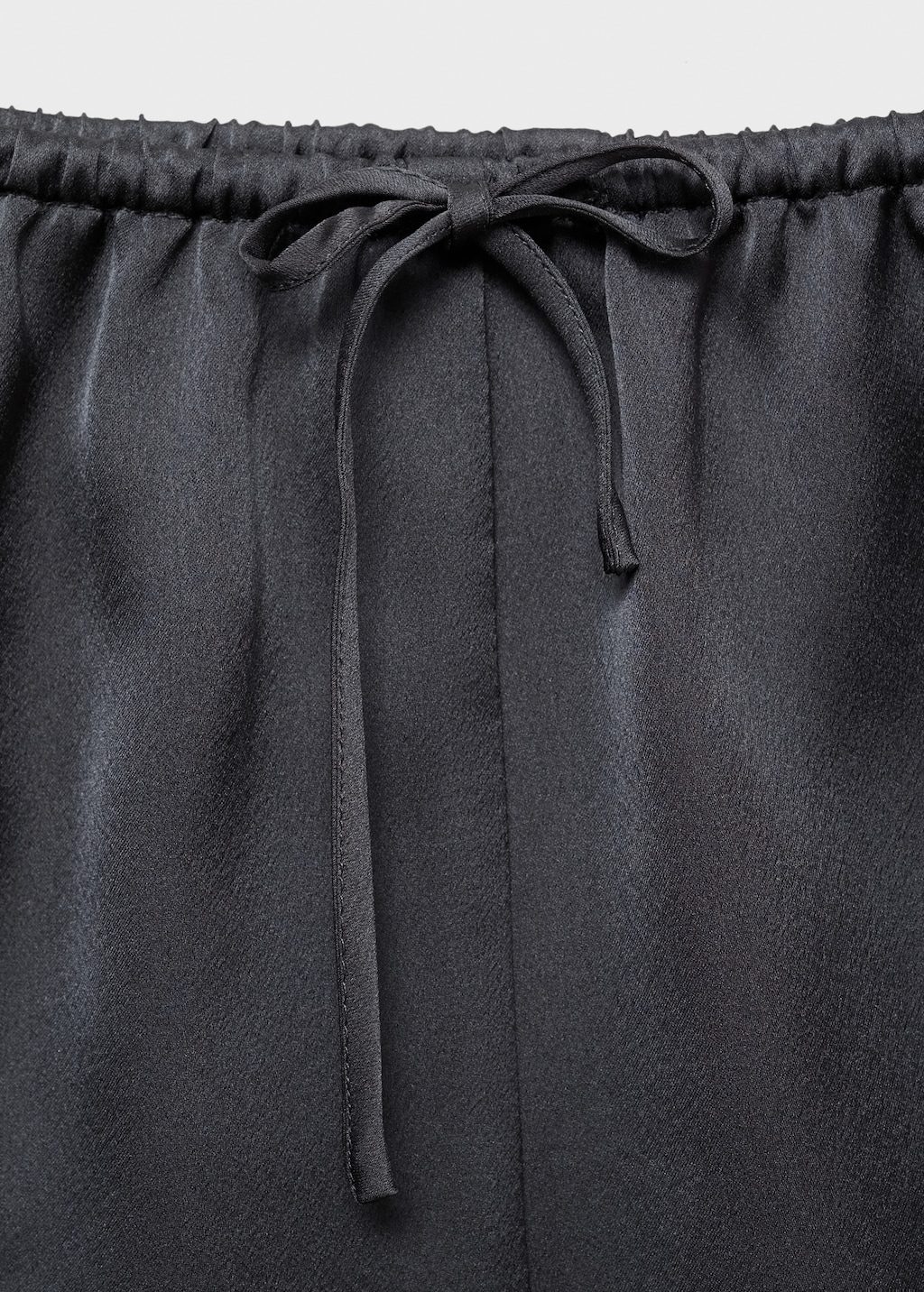 新品未使用 bow.a SATIN SHORT PANTS ボウエー 新品同様 bow.a SATIN SHORT PANTS ボウエー