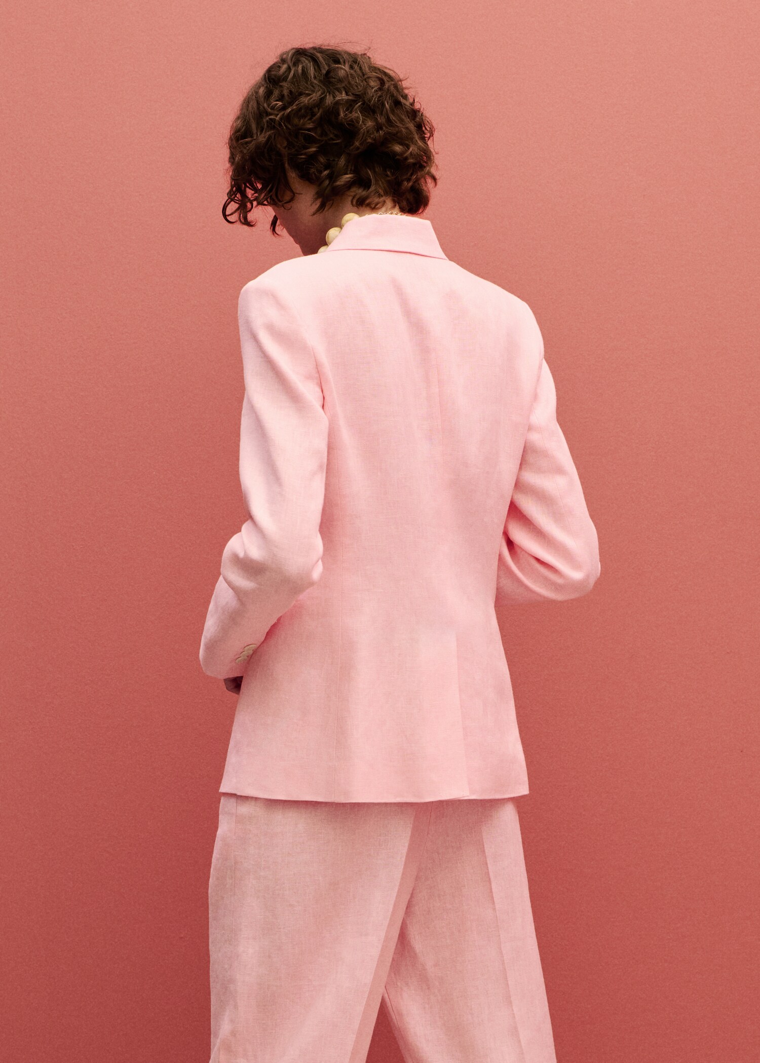 Linen suit jacket - Reverse of the article