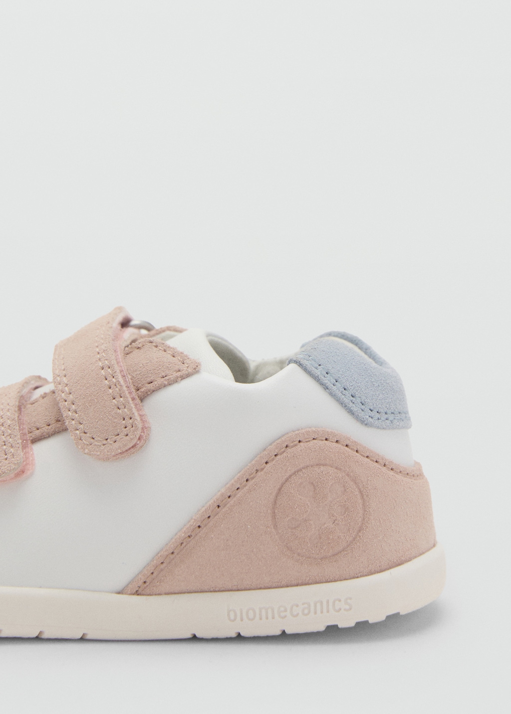 Biomecanics leather sneakers - Kids | MANGO USA