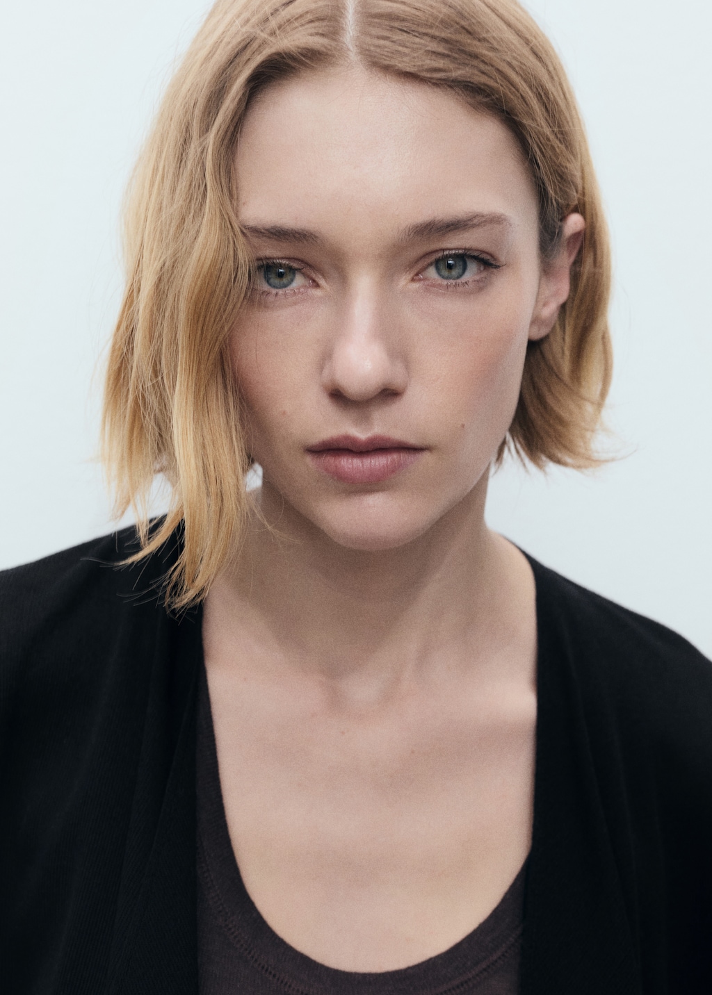 Knitted cropped cardigan