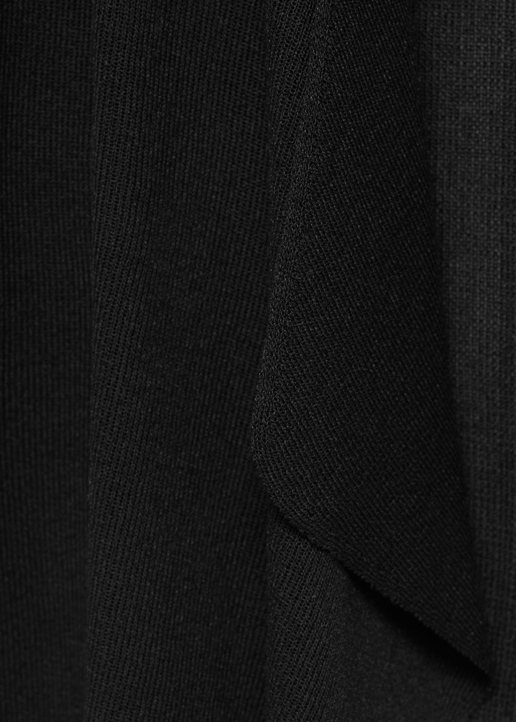 Knitted cropped cardigan