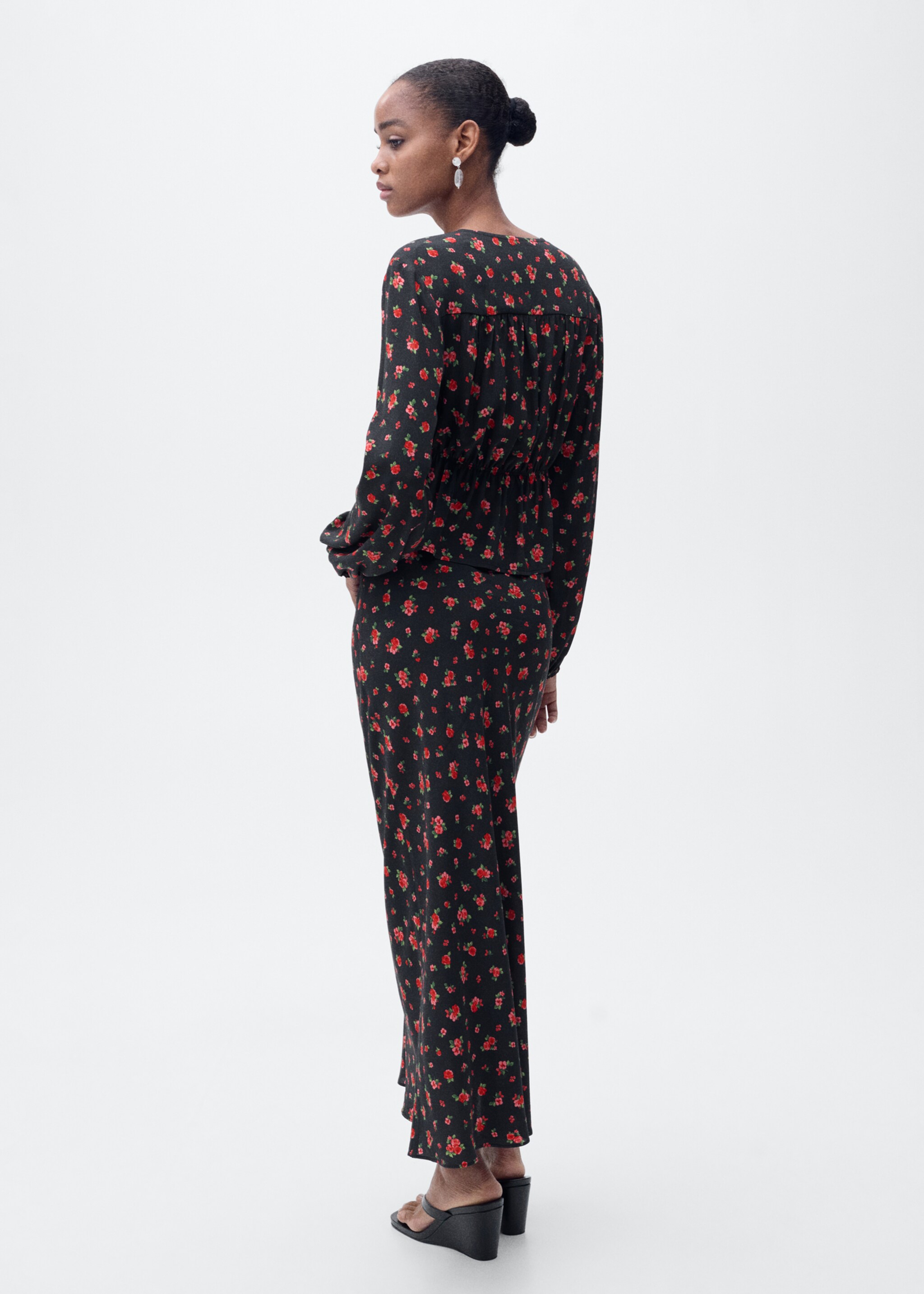 Long floral flared skirt - Reverse of the article