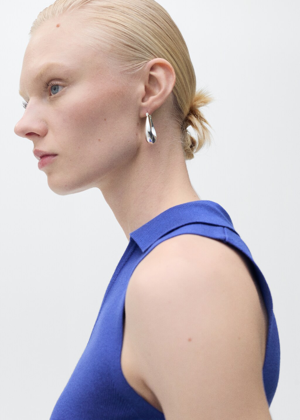 Polo-neck knitted top