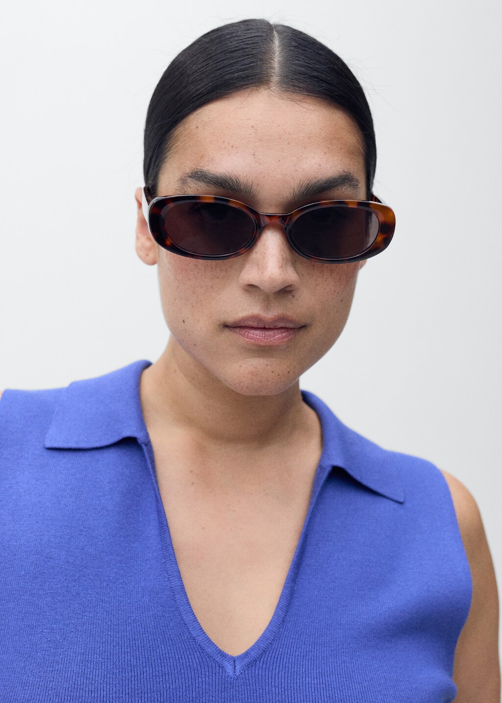 Polo-neck knitted top