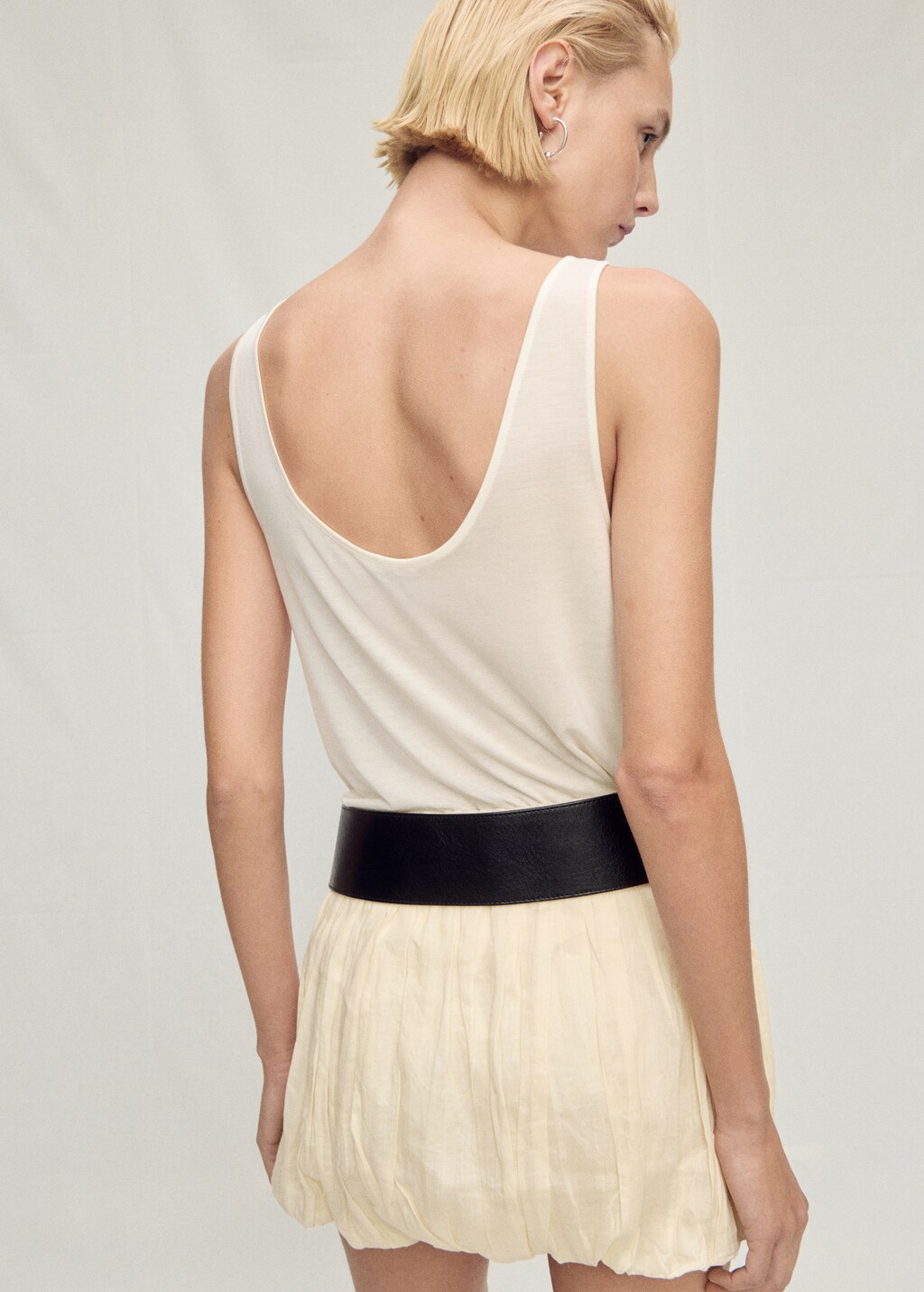 マンゴーさま専用！ Low-neck lyocell top - Women | MANGO USA