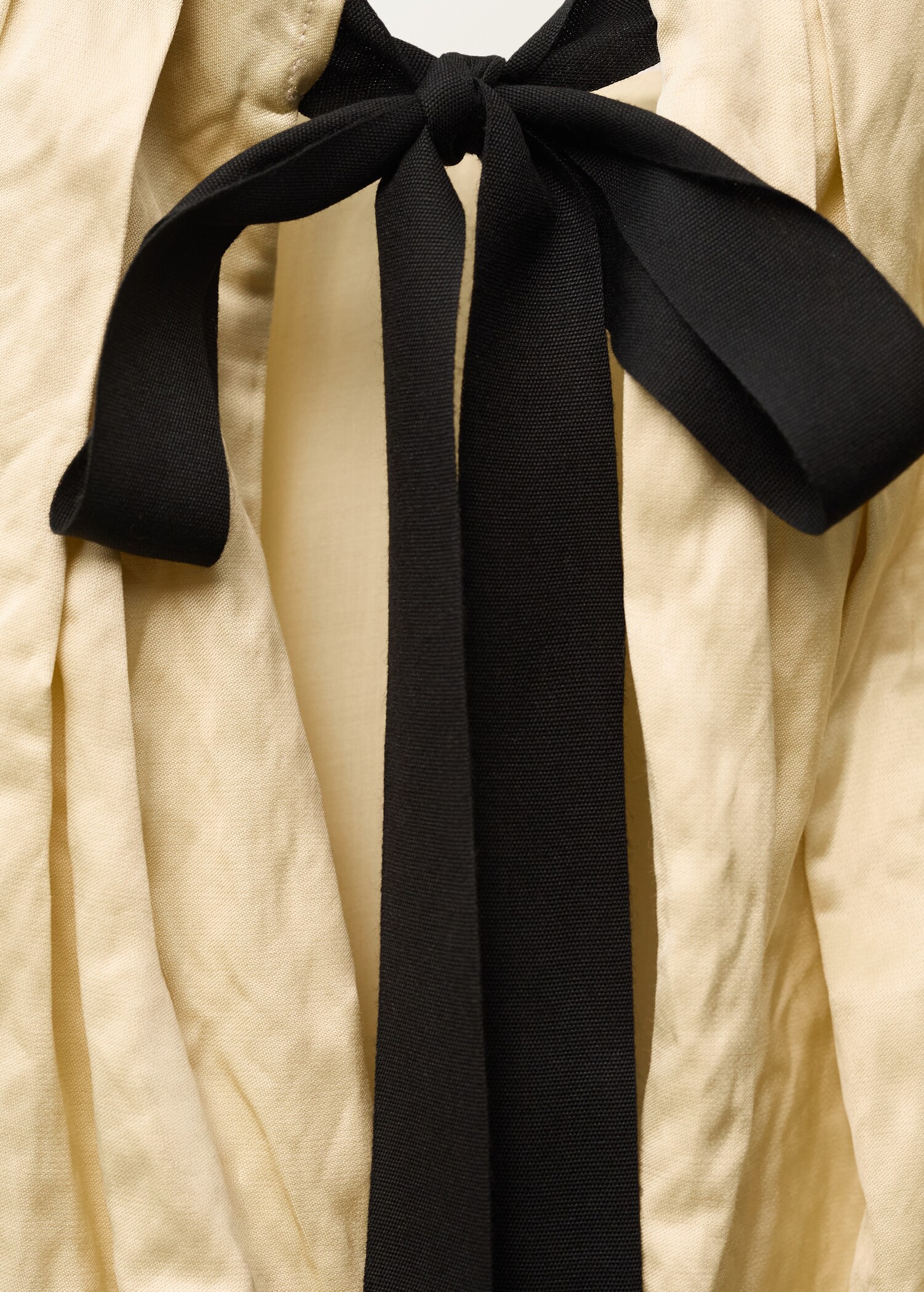 Creased-fabric balloon blouse - Details of the article 8