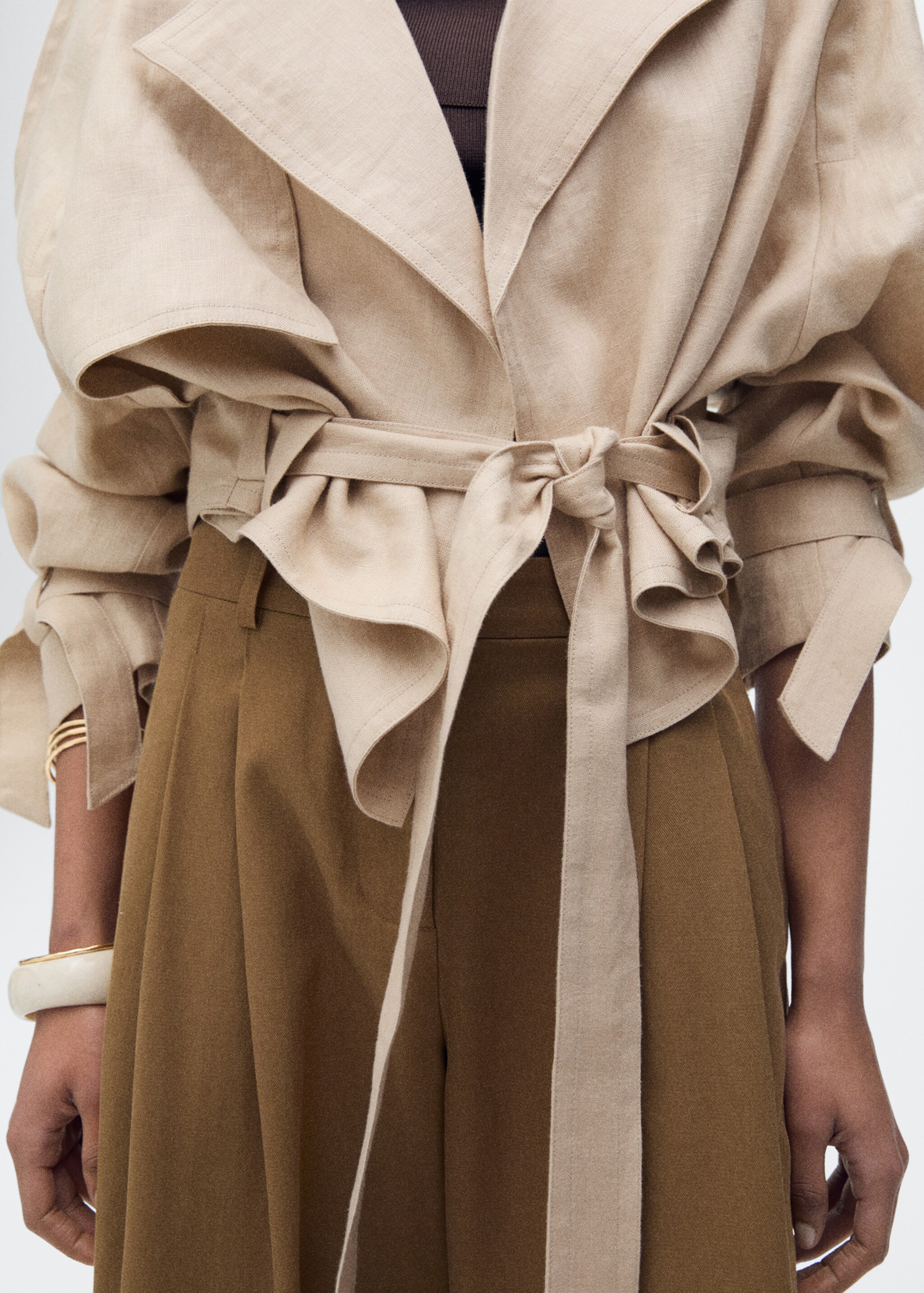 Linen jacket with belt - Details of the article 6