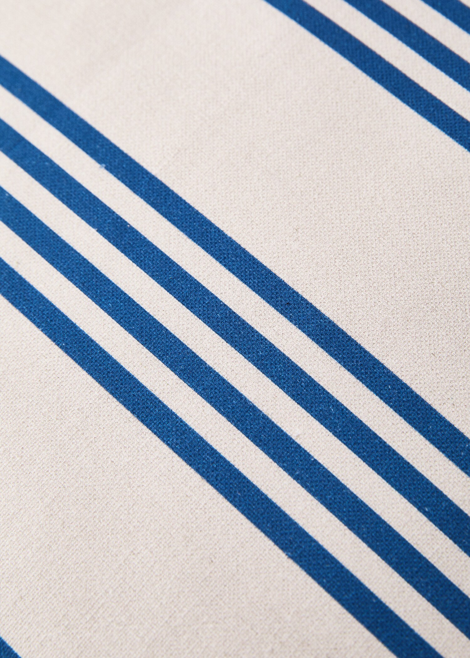 Waterproof striped cushion cover 45x45 cm - Details of the article 3